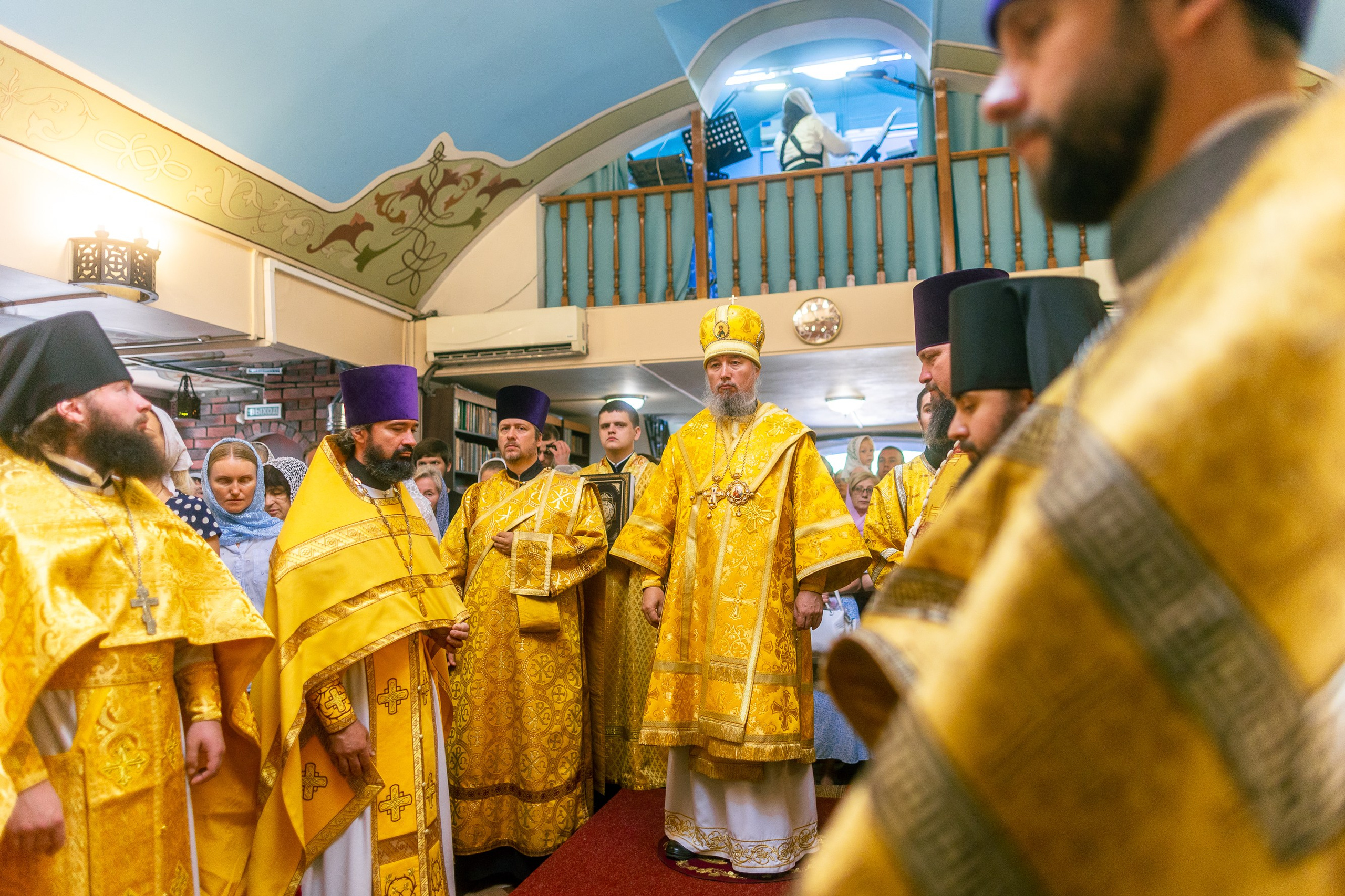 Митрополит Василий. 10 лет Храму Святителя Спиридона Тримифунтского. Фото и видеосъемка любых мероприятий в городе Краснодаре и Краснодарском крае. Щеколдин Антон