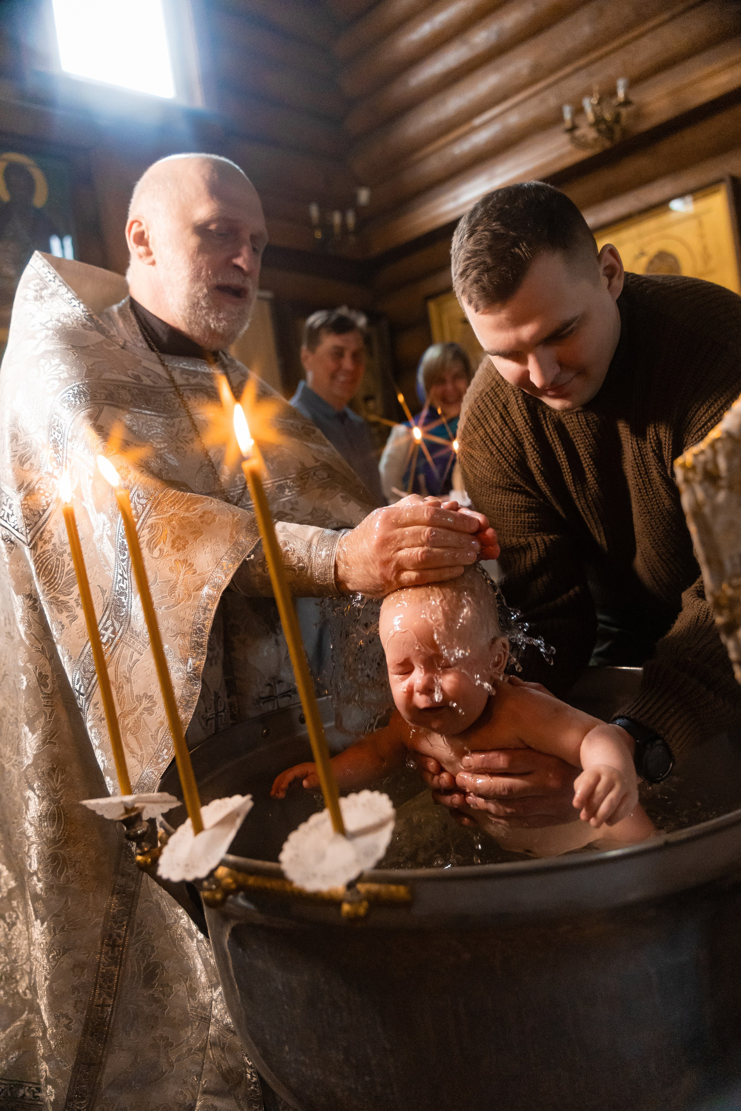 Крещение в храме возле Рио. Фотограф Белгород