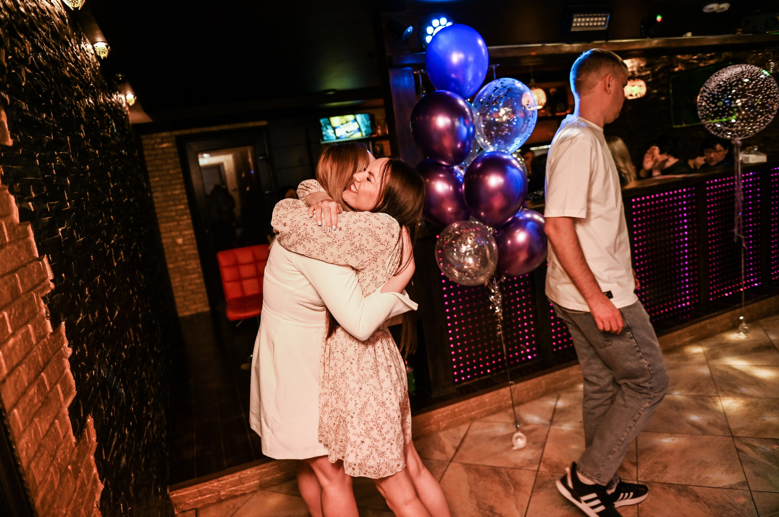 День рождения. Свадебный, семейный, детский, контент фотограф в Омске Максим Ильин