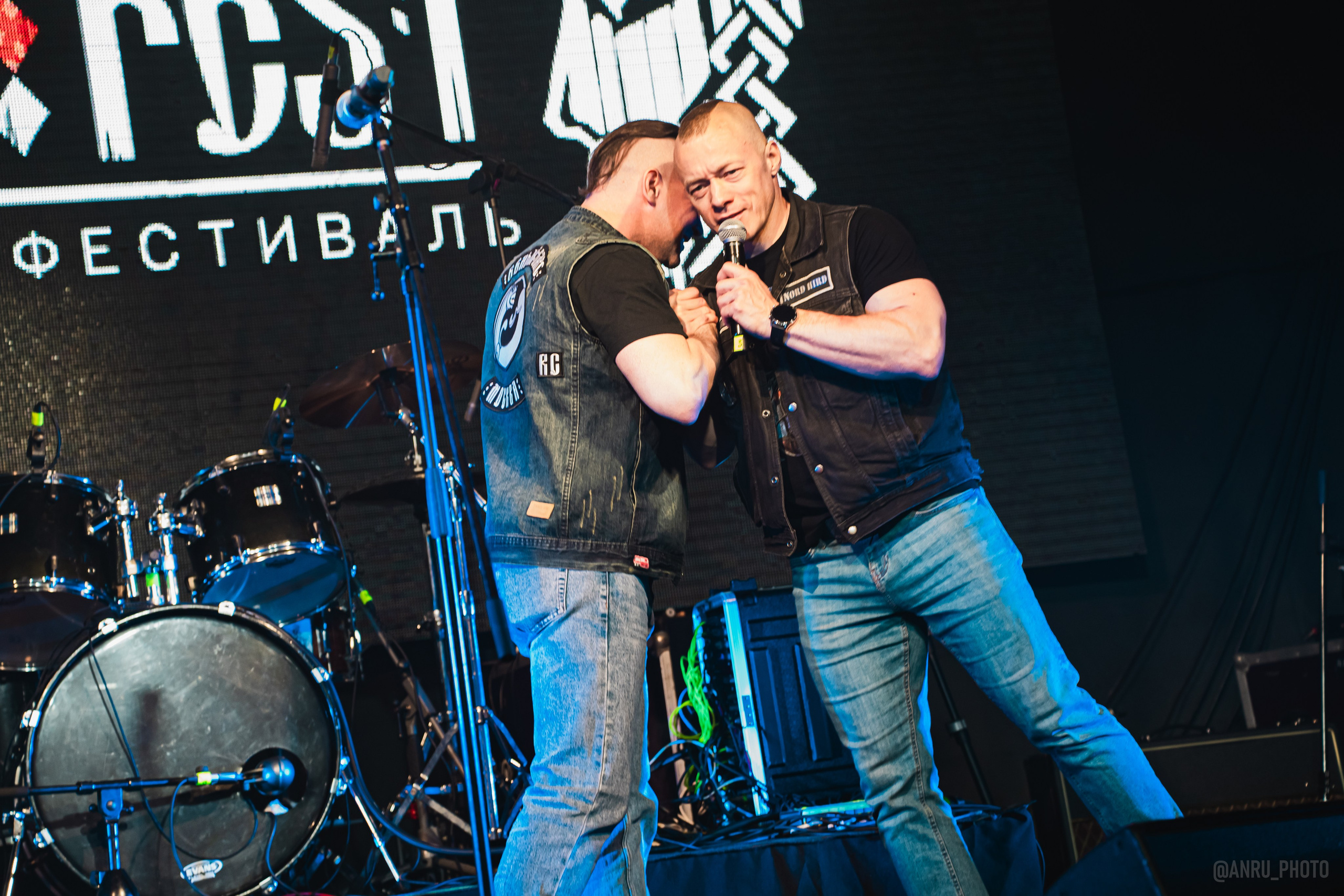 Выставка, гости на Nord fest. Репортажный фотограф Анастасия Рубцова