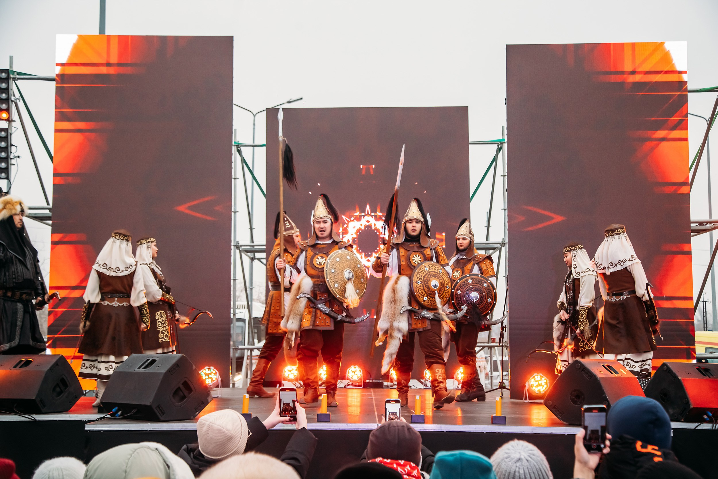 10 лет BatyrMall. Кипятком Павлодар