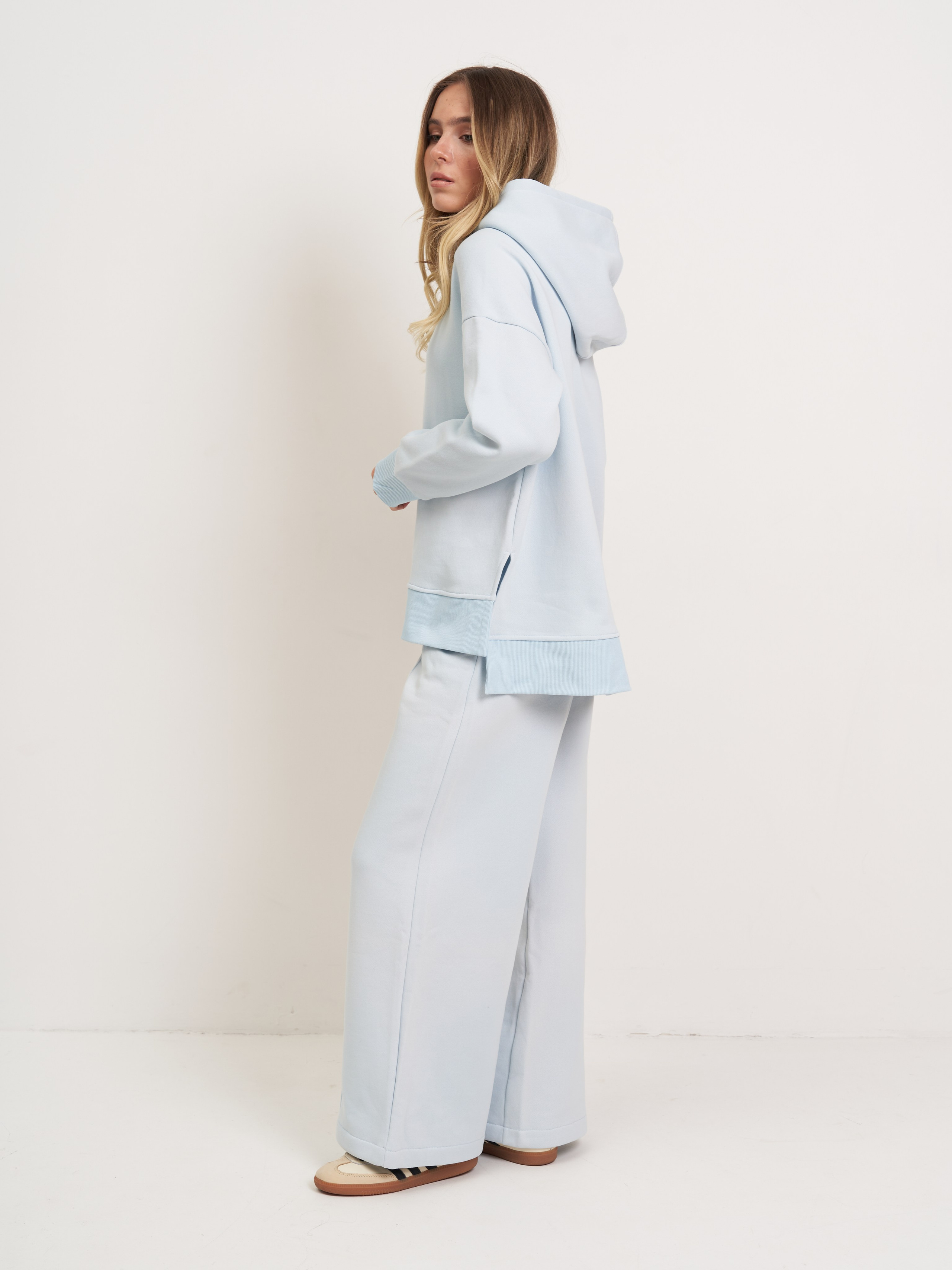 Каталог для WB. Коммерческий фотограф в Москве Хабибуллина Эльза