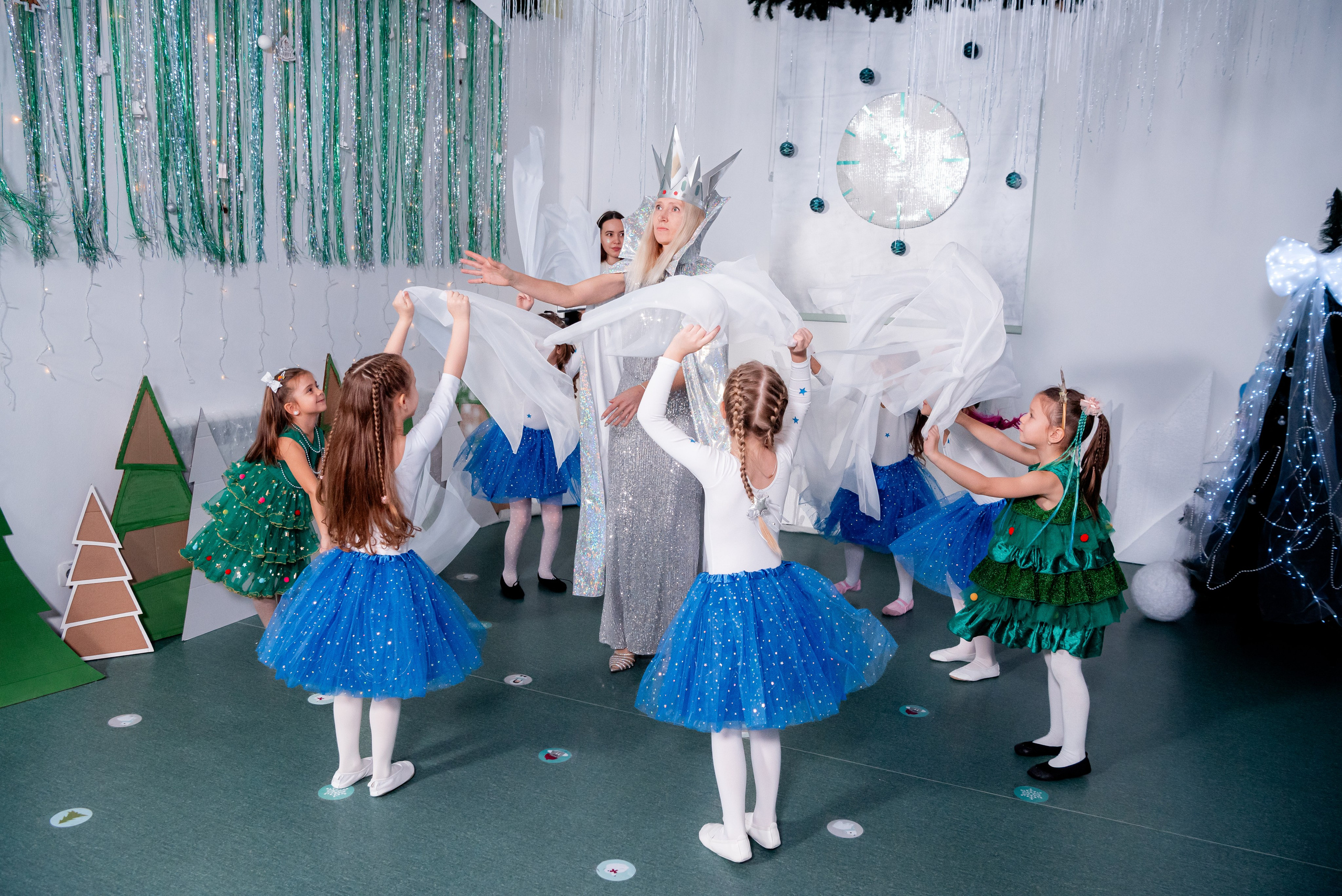 Новогодний Утренник в ДС Галилео. Фотограф в Волгограде и Волжском Александр Горбань
