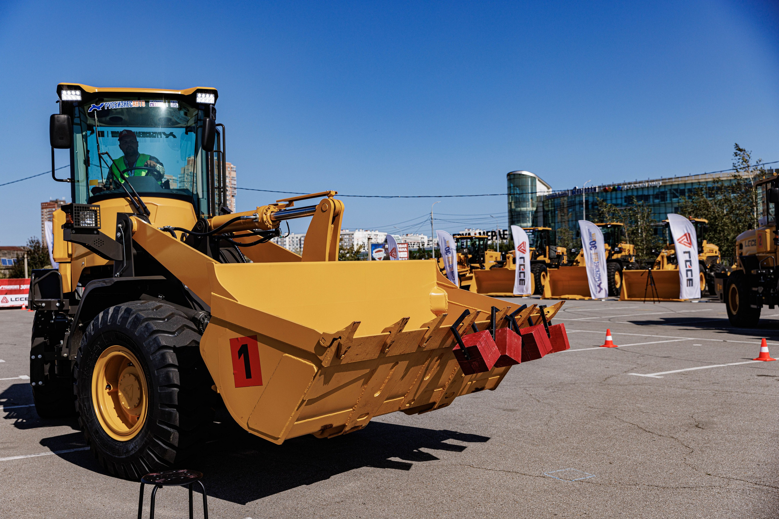 LGCE. Фотограф во Владивостоке Максим Цой