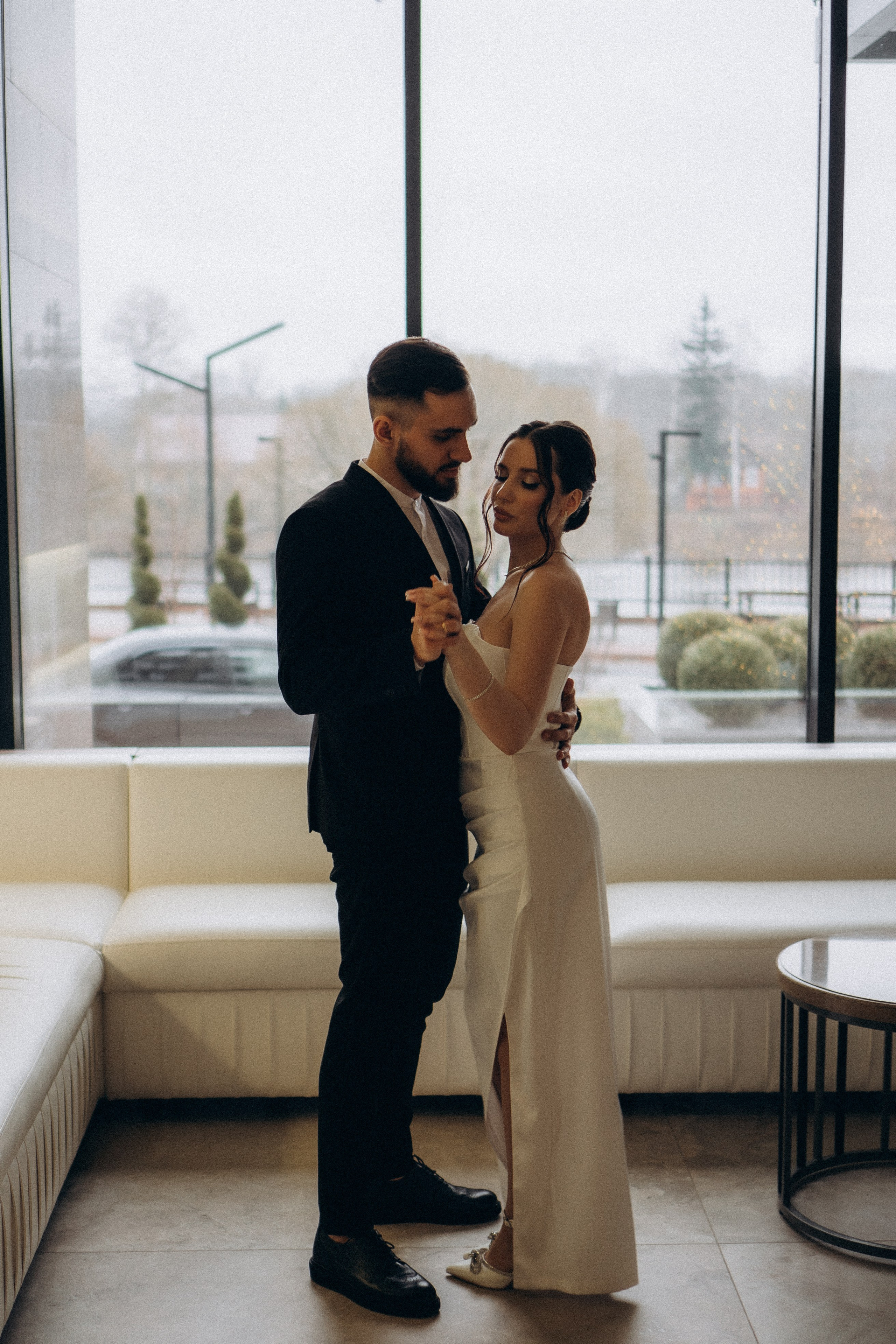 СВАДЕБНАЯ СЬЕМКА СБОРОВ ЖЕНИХА И НЕВЕСТЫ В ОТЕЛЕ И ТАКЖЕ ФОТОСЕССИИЯ В ОТЕЛЕЕ МЕГАПОЛИС БРЯНСК. Профессиональный фотограф, Санкт-Петербург — Виктория Богомолова