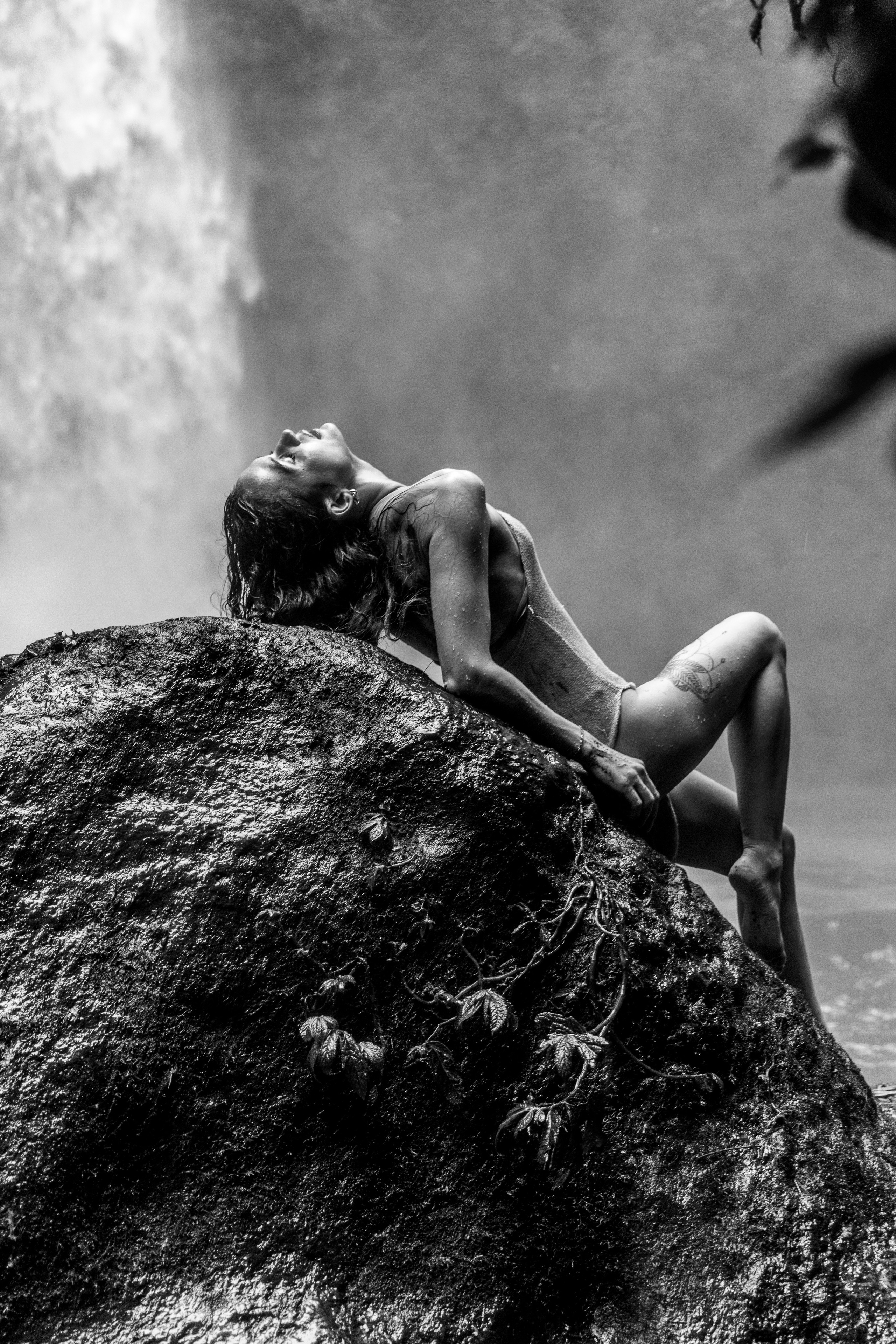 Anastasia. Александра, фотограф. Москва и выезды. Снимаю не просто образы — возвращаю ощущение себя через кадр