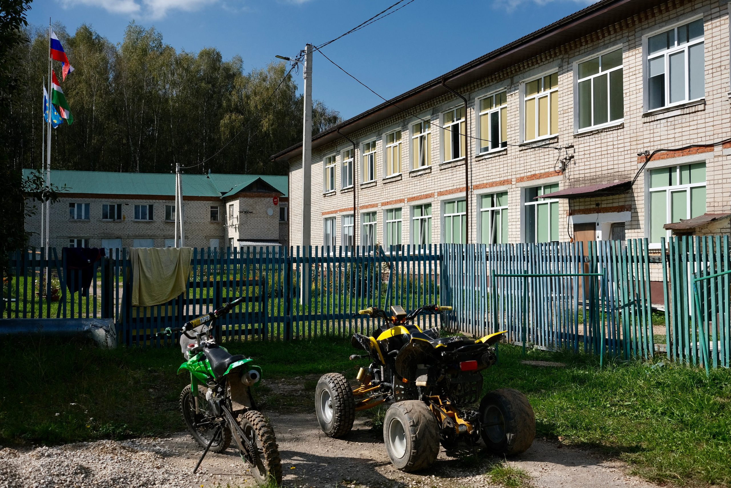 Михеевская школа, Калужская область. Фотограф Евгений Андреев