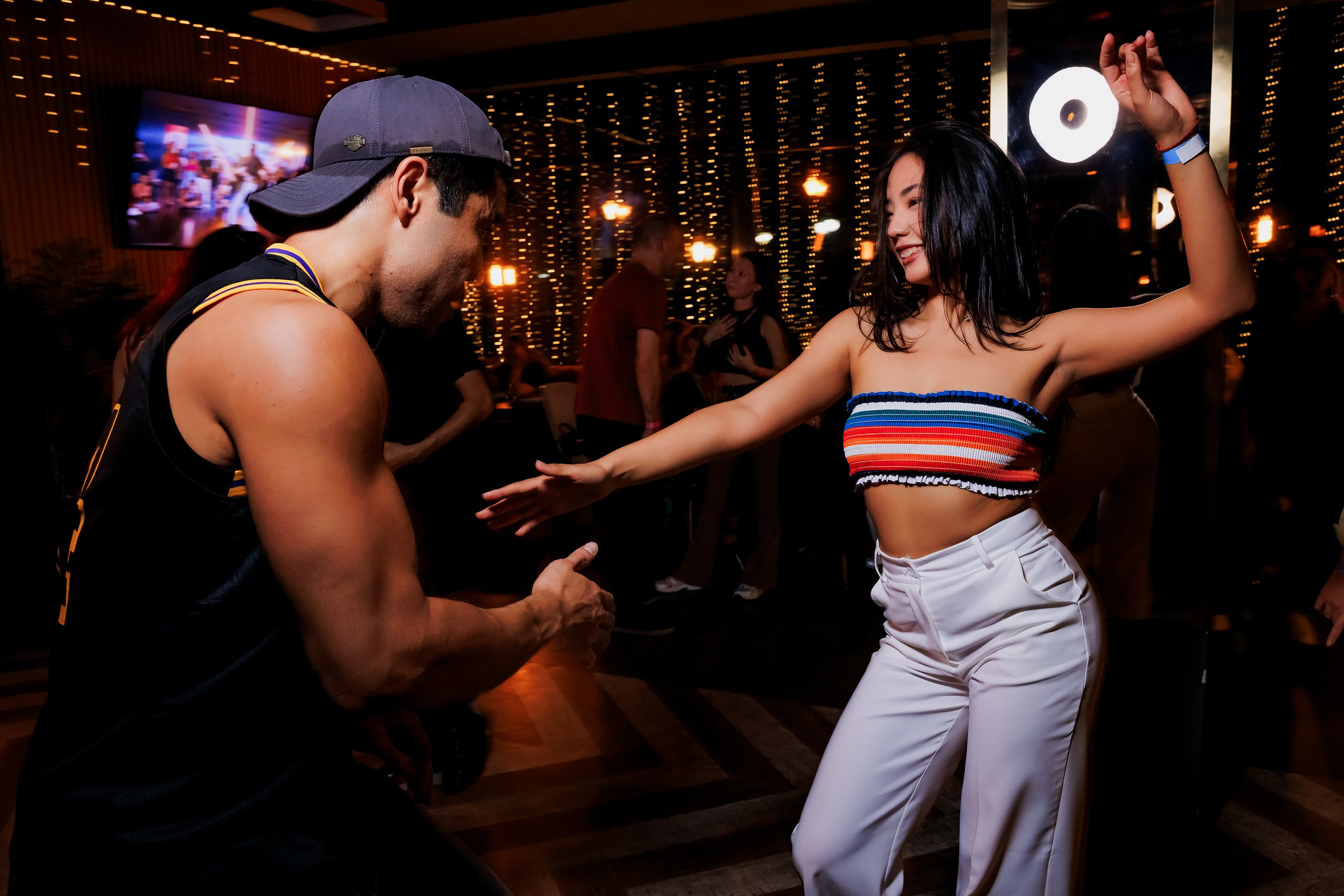 Bachata party by One Flick-BayMax. Репортажный фотограф в Алматы Каюпов Сержан