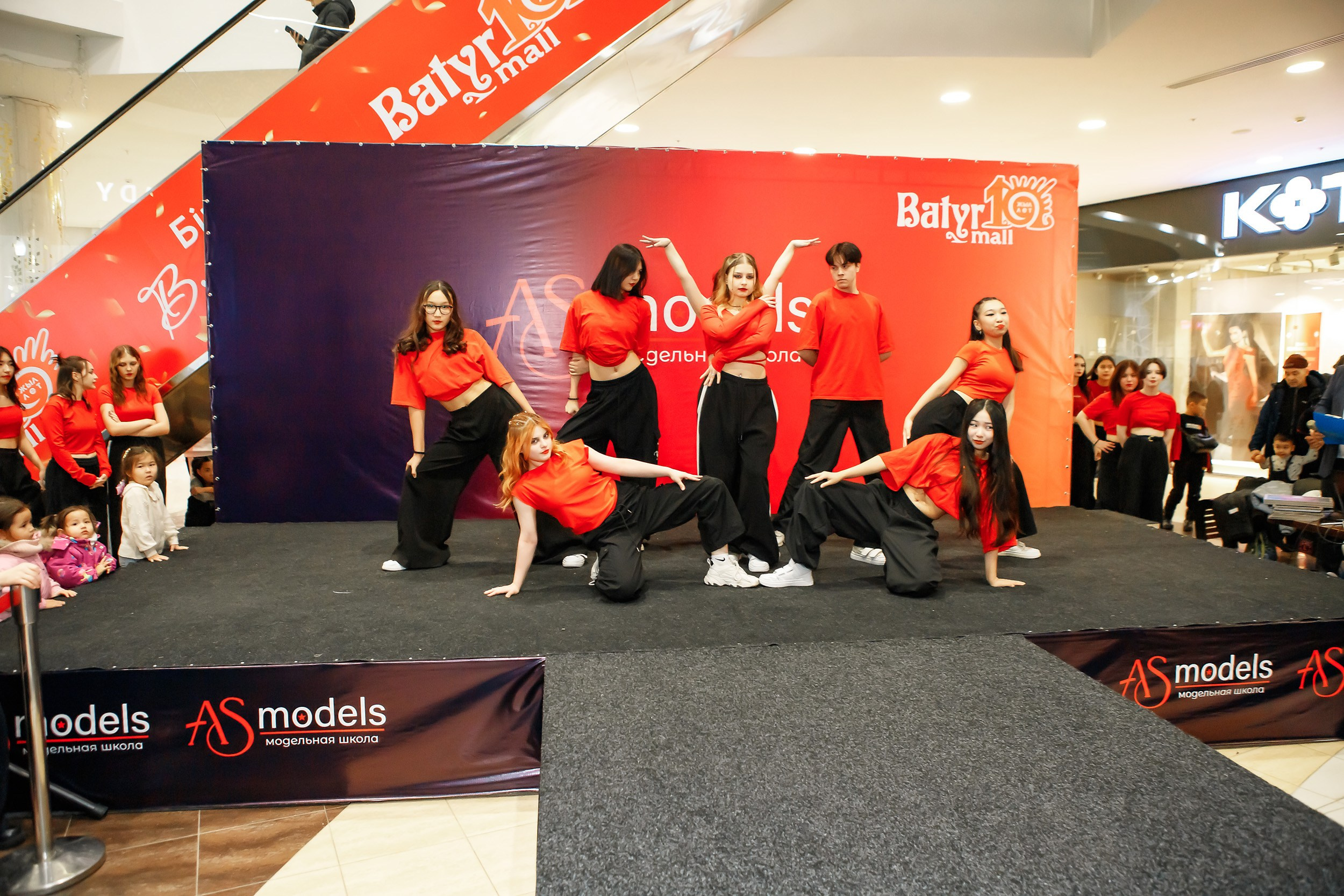 Fashion Show модельной школы AS Models. Кипятком Павлодар