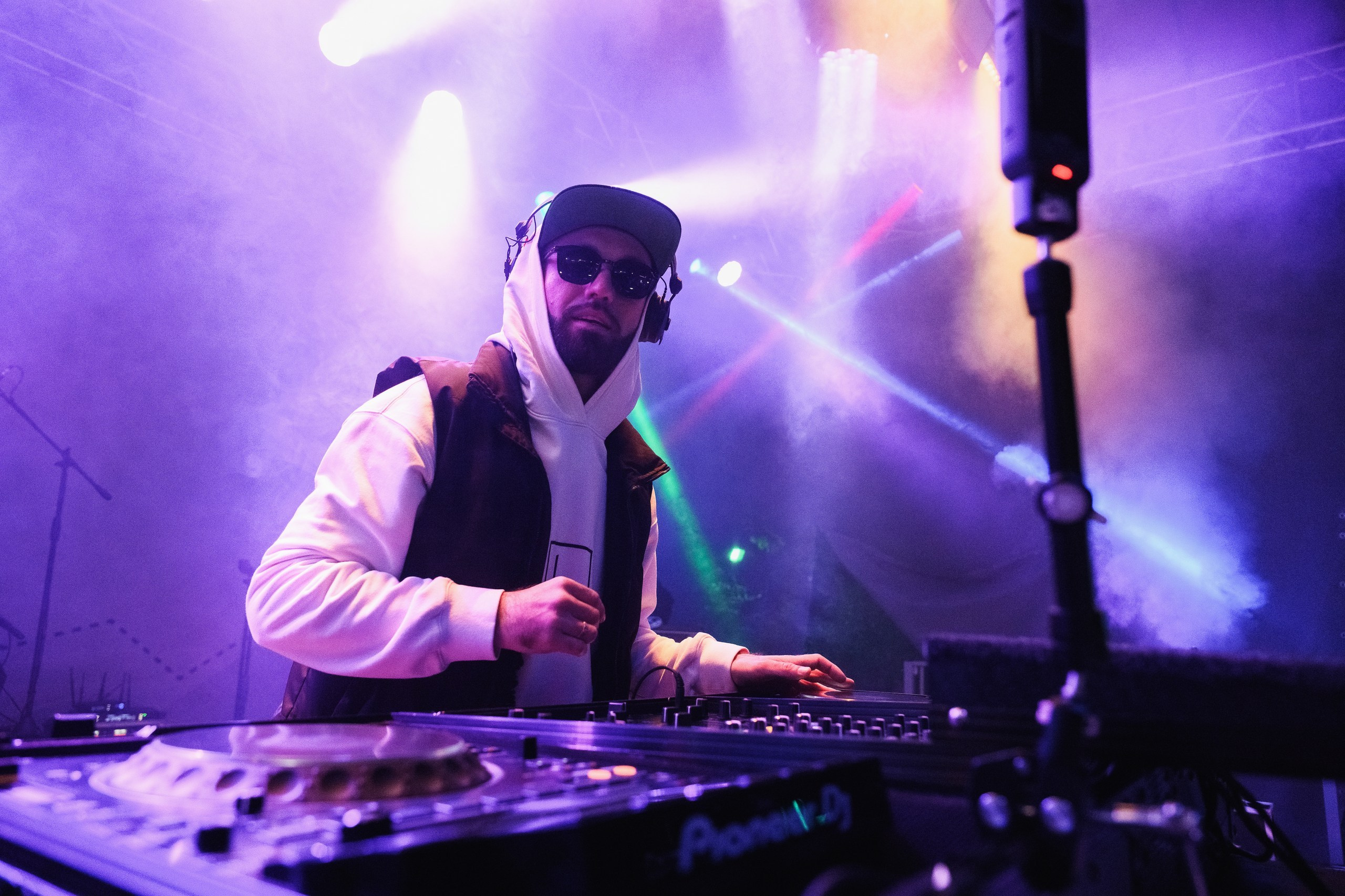 Фотосъемка вечеринки в Петропавловске-Камчатском. Репортажная съемка мероприятий в Петропавловске-Камчатском. Заказ фотосъемки корпоративной вечеринки в Петропавловске-Камчатском. Профессиональные фотографии с праздников в Петропавловске-Камчатском. Стоимость услуг фотографа на мероприятие в Петропавловске-Камчатском.