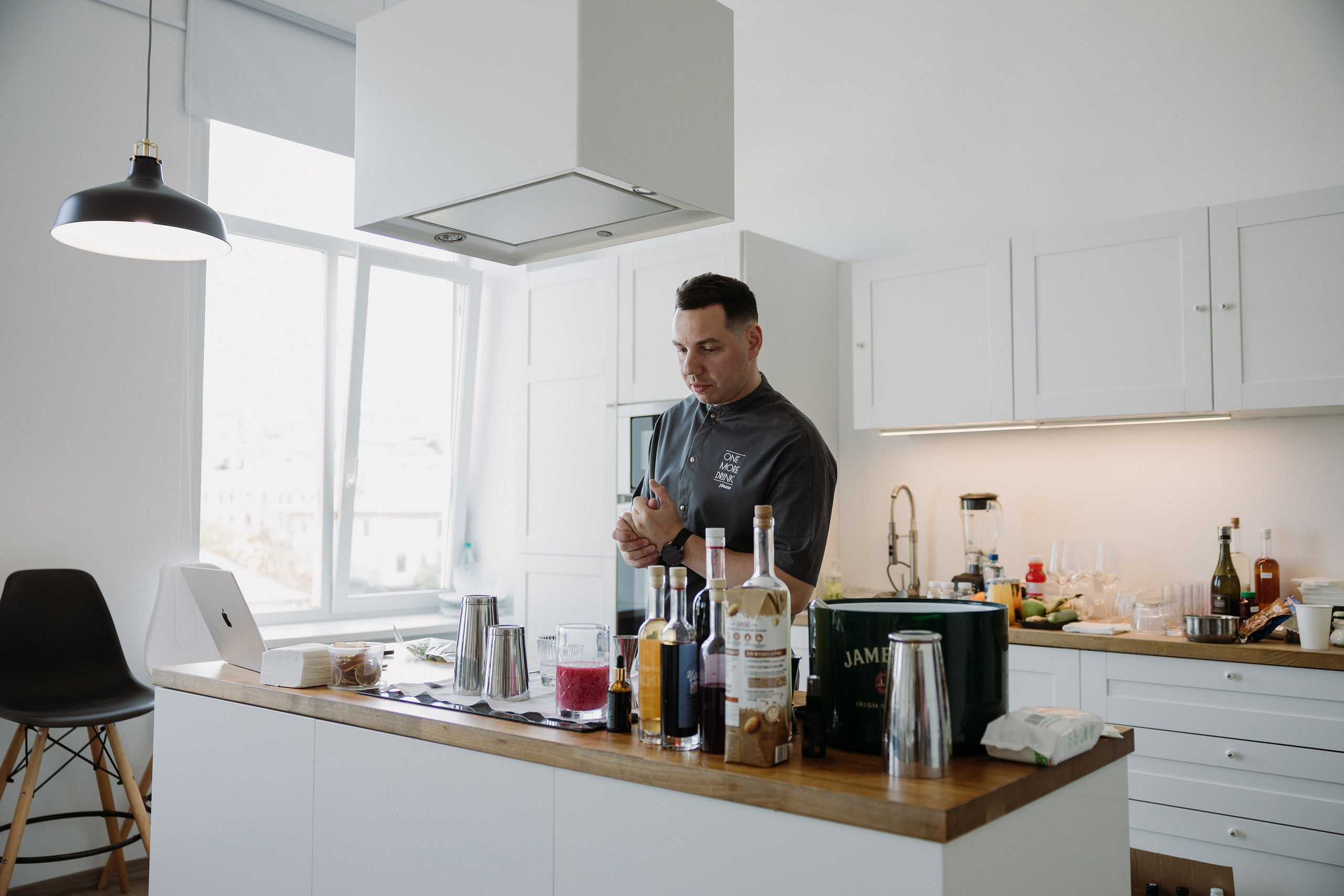 Мастер-класс по созданию коктейлей. Репортажный фотограф в Мурманской области