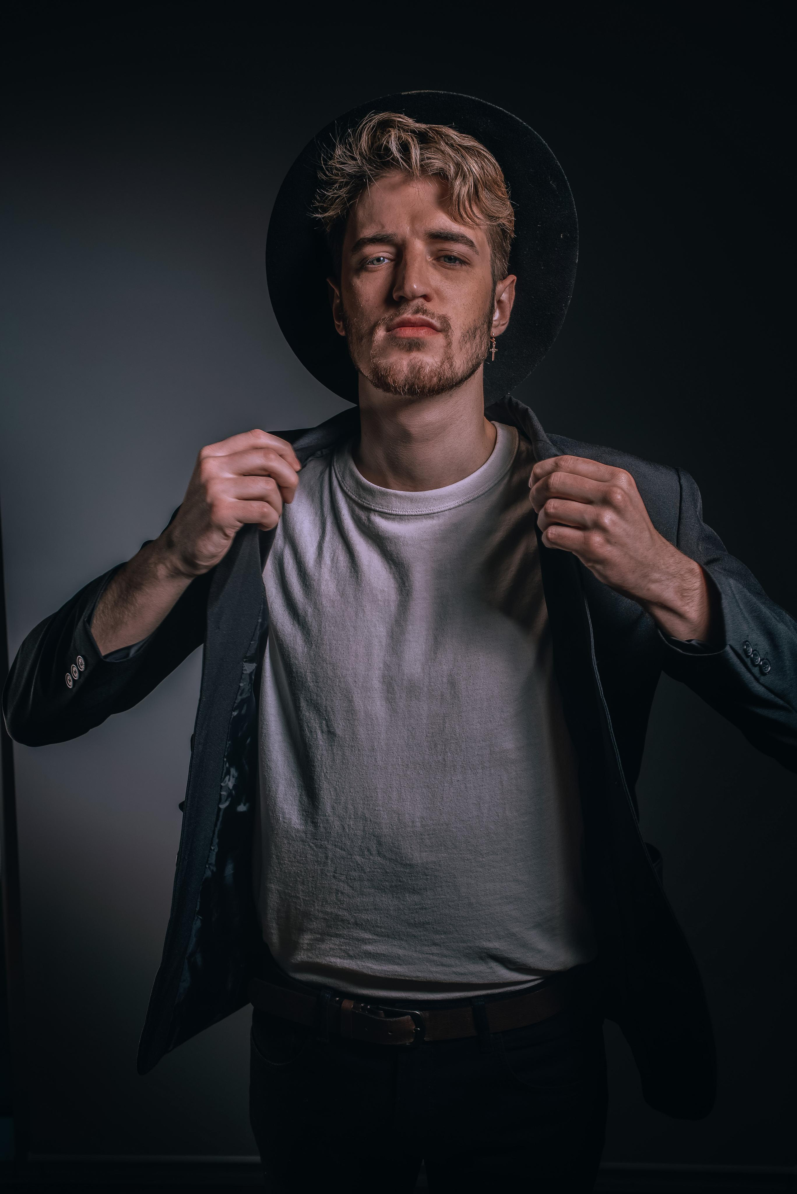 Мужской портрет. Студийный и свадебный фотограф В городе Екатеринбург Ирина Мальта