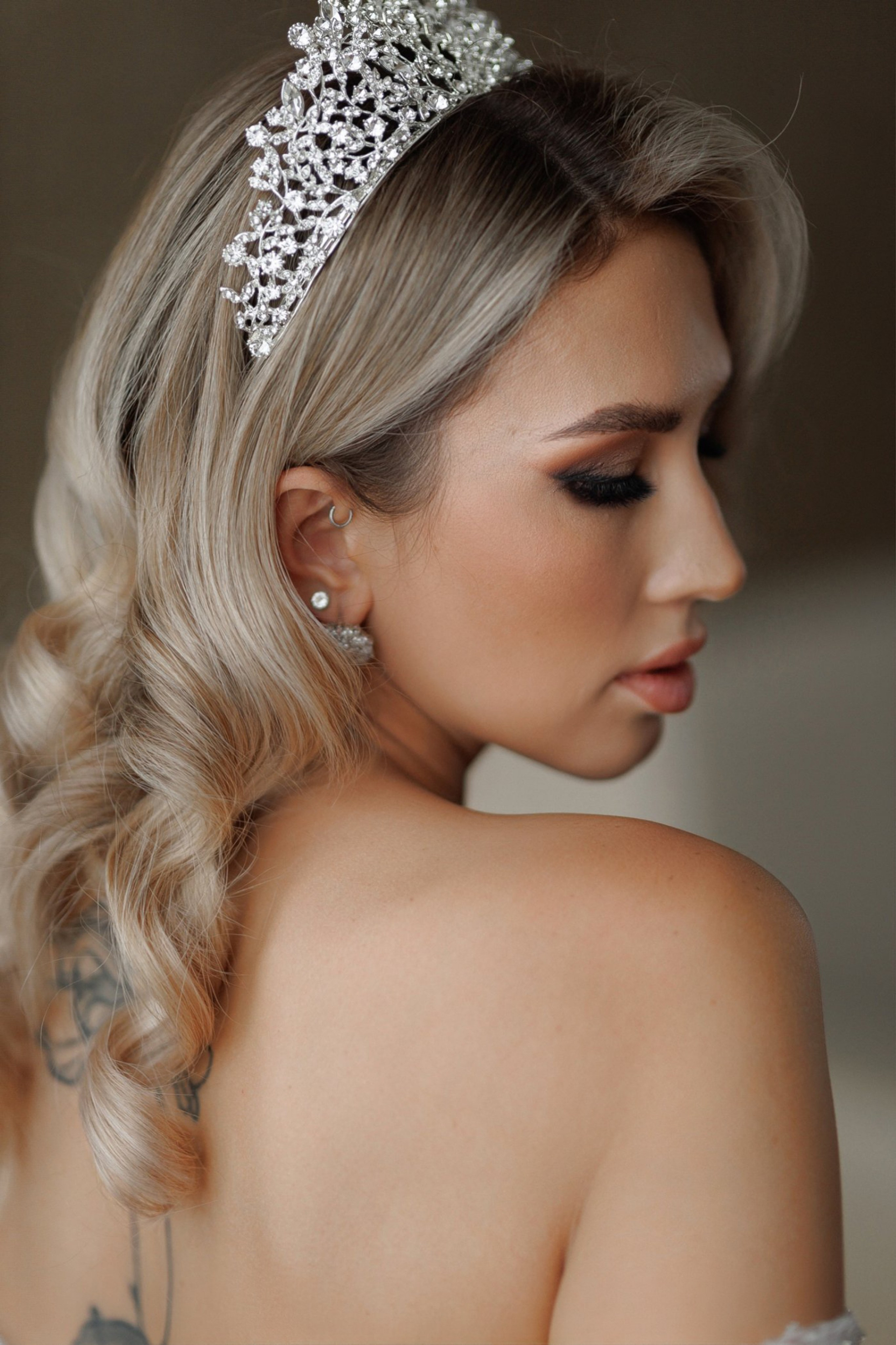 ···. Свадебный фотограф в Санкт-Петербурге Александра Чукавина