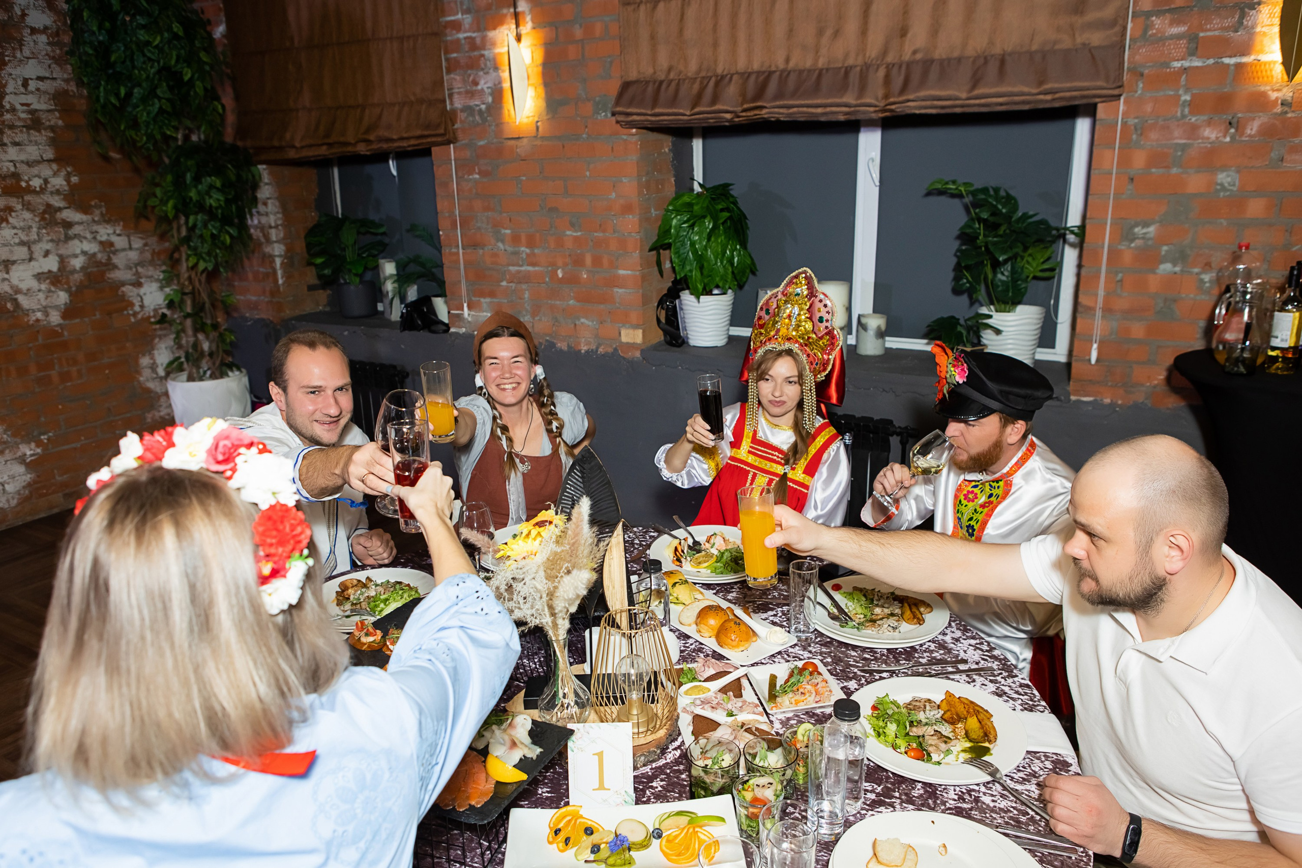День Рождения в Food Factory. Репортажный и семейный фотограф в Новосибирске Елена Каменева