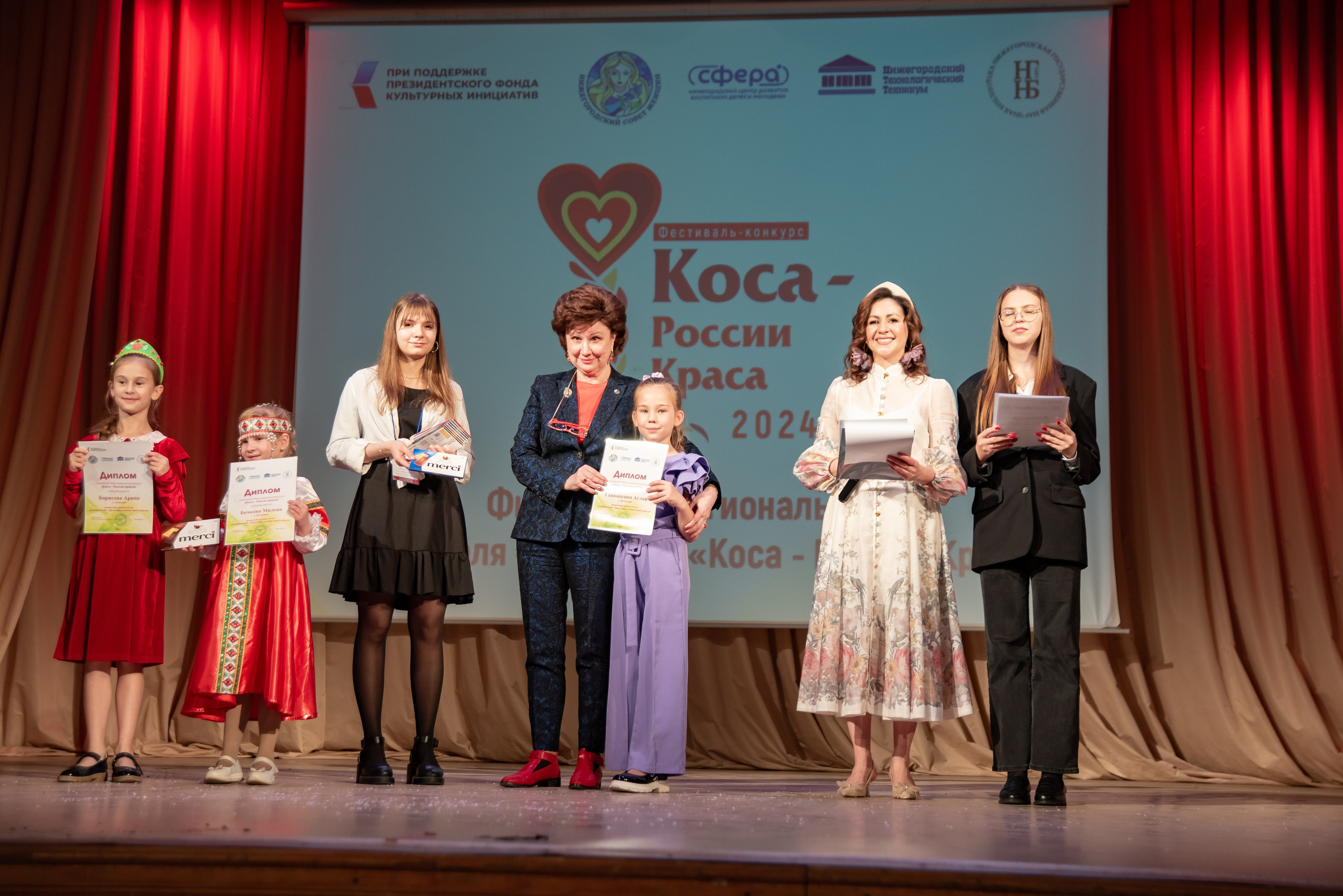 Репортажная съёмка концерта в Нижнем Новгороде. Фотограф Макс Огурцов в Нижнем Новгороде