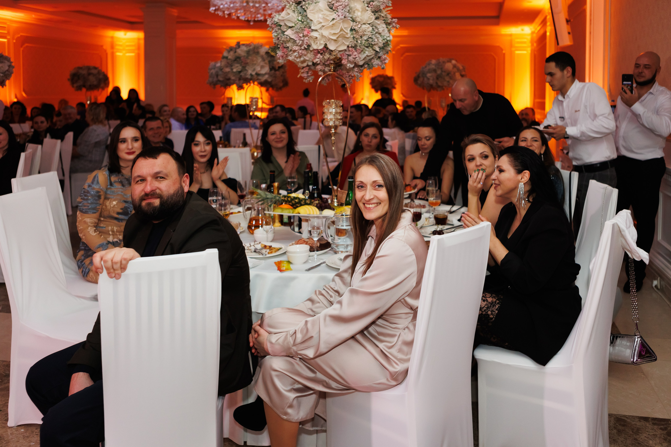 Яблоко — корпоратив. Свадебный фотограф, фотосъемка в Крыму, Севастополе, Симферополе, Ялте