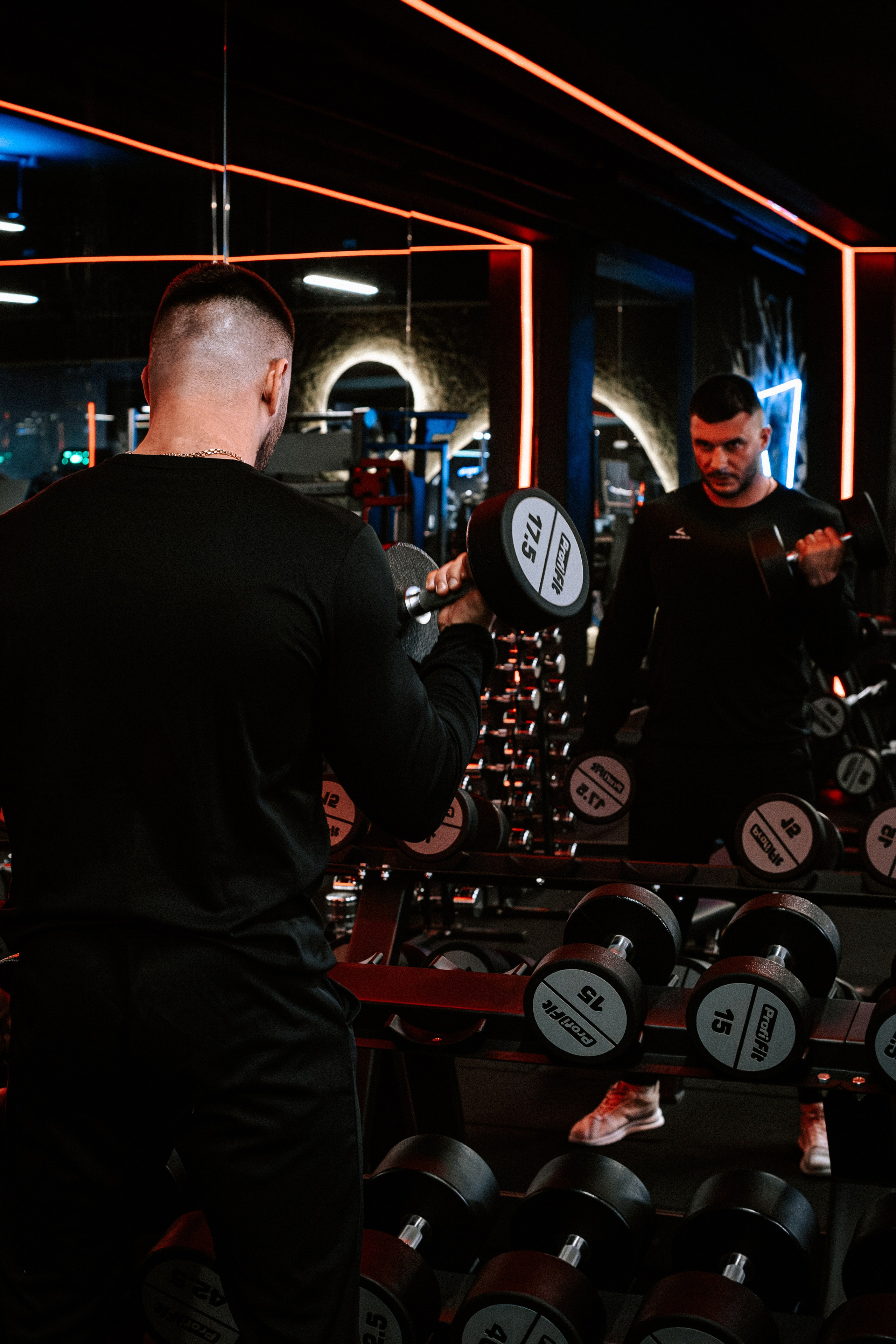 Контент-съемка для спортзала «IRONMAN». Коммерческий и Портретный Фотограф Симферополь Крым Максим Махо