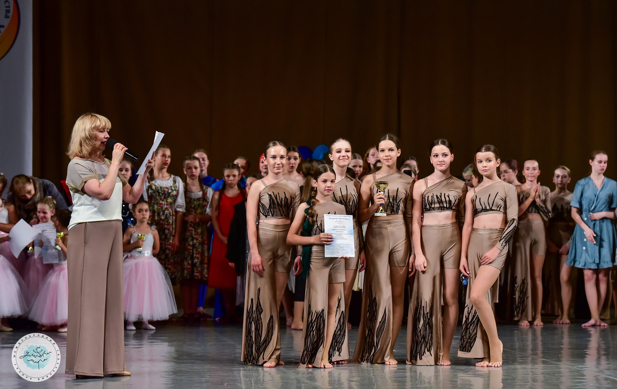 04.07.2024 Финал Международного творческого проекта «Улыбки Мира» г. СПБ. Медиастудия Фото Концепт