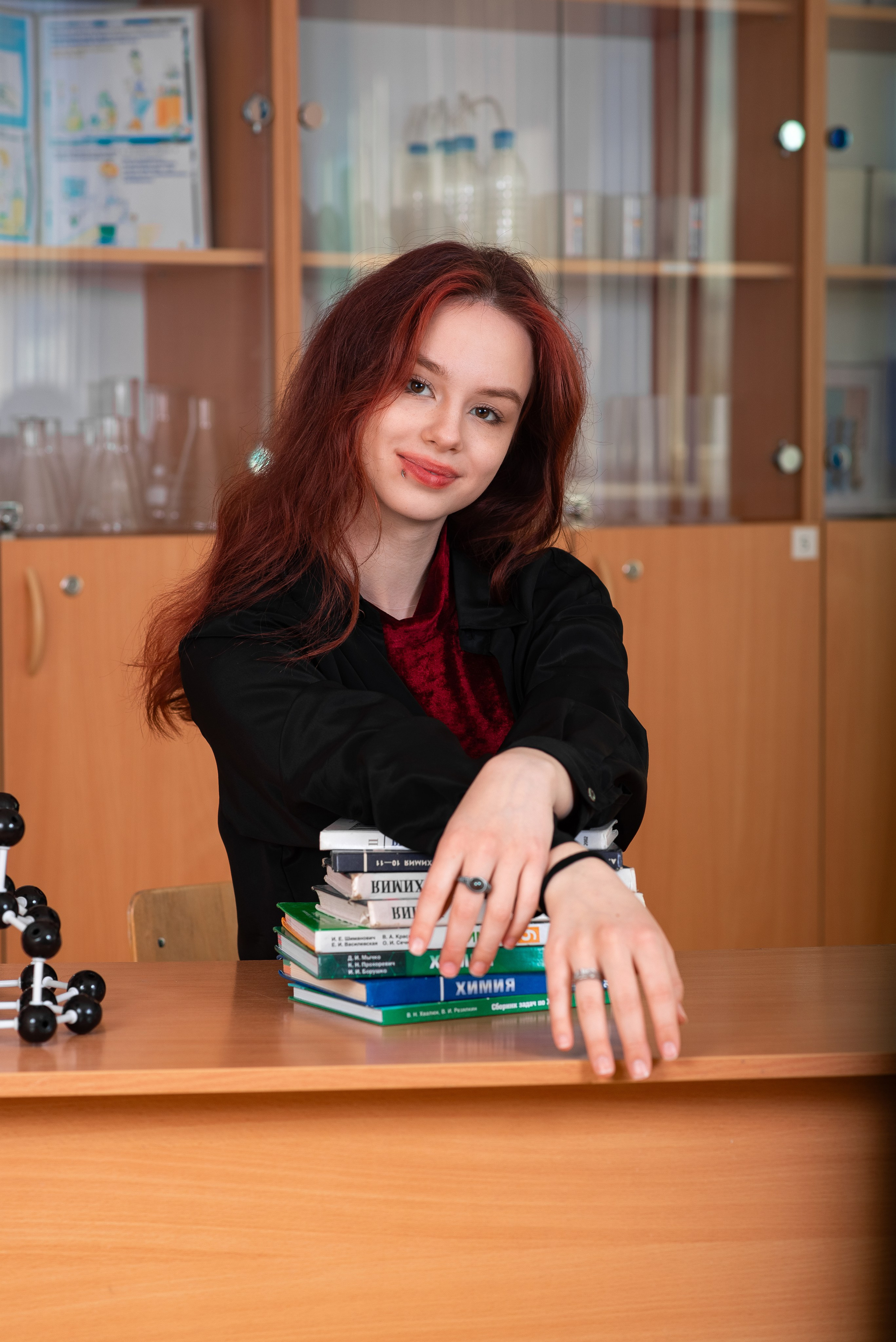 Выпускные альбомы 11 класс. Семейный фотограф на выписку из роддома и крещение Минск Настя Гришук