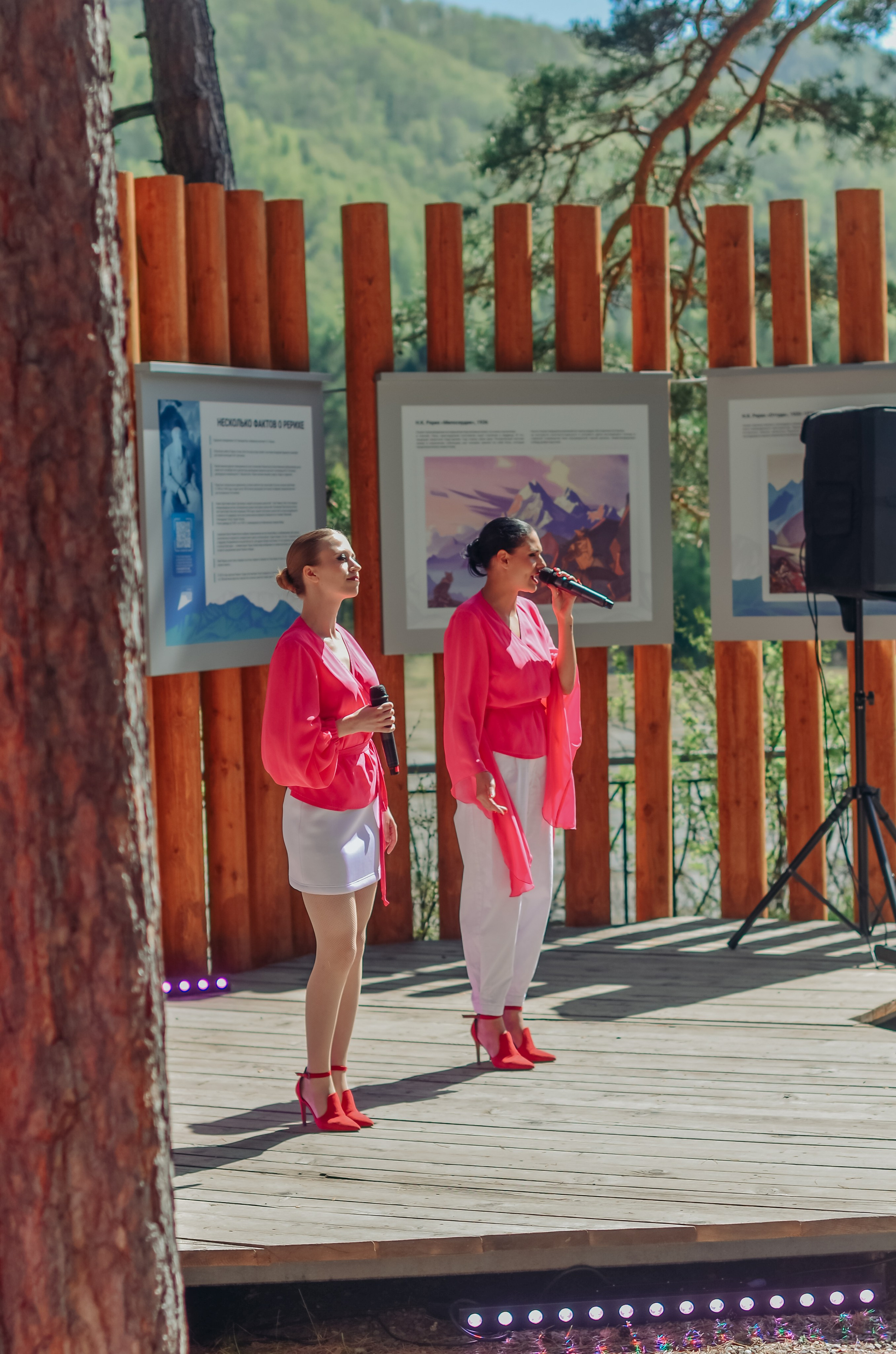 Фестиваль «Цветение Маральника на Алтае 2025». Фоторепортаж. Денисова Аля — фотограф для парных съемок и индивидуальных историй в Барнауле