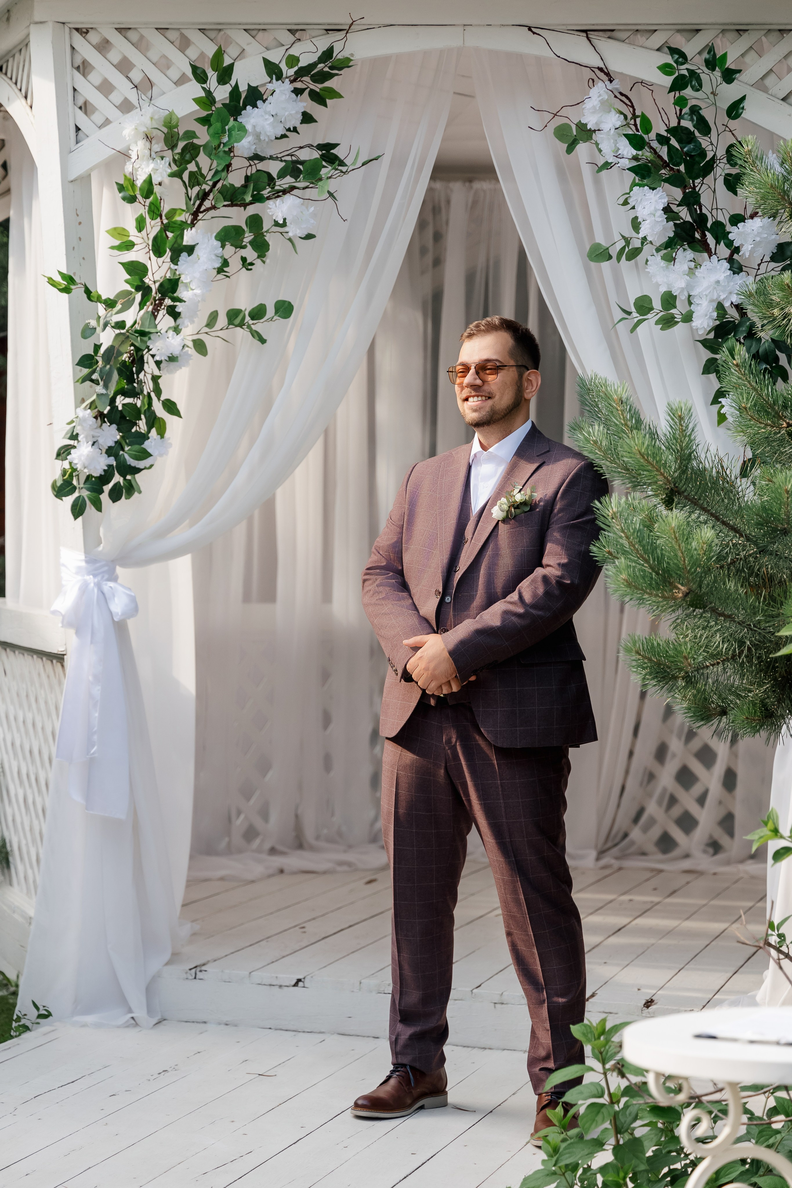 Максим и Юля. Дом офицеров. Свадебный фотограф в Хабаровске