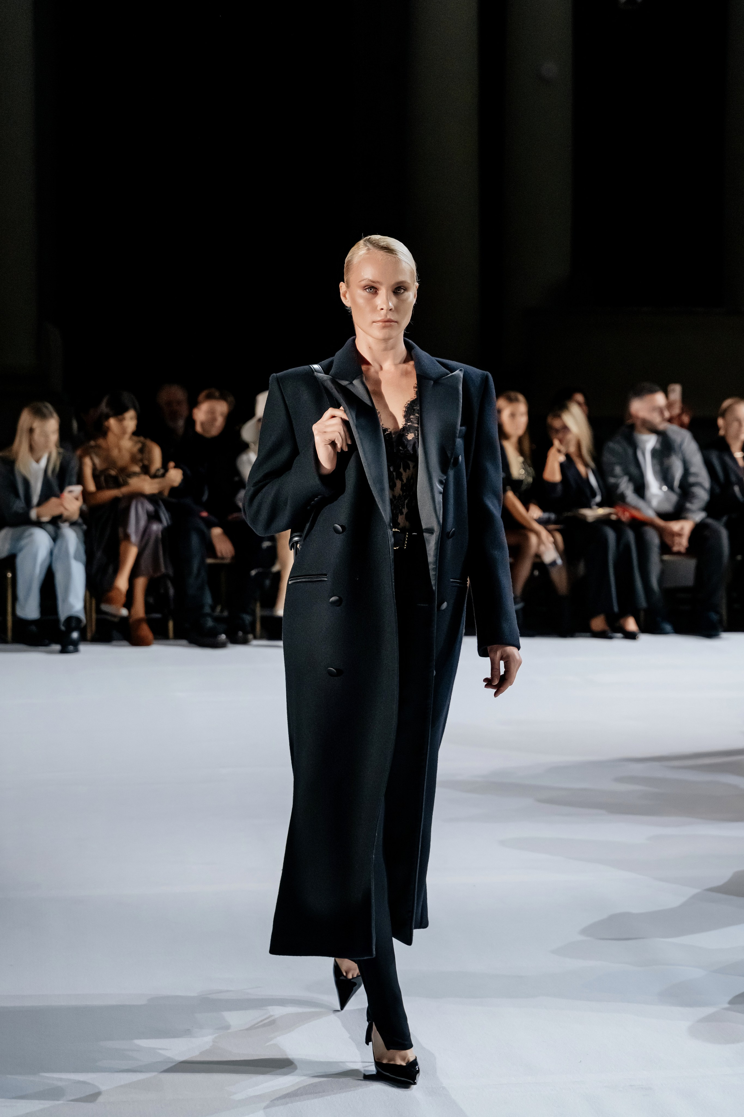 TSUM FASHION SHOW 2025. Свадебный и семейный фотограф в Сочи Никита Пищов