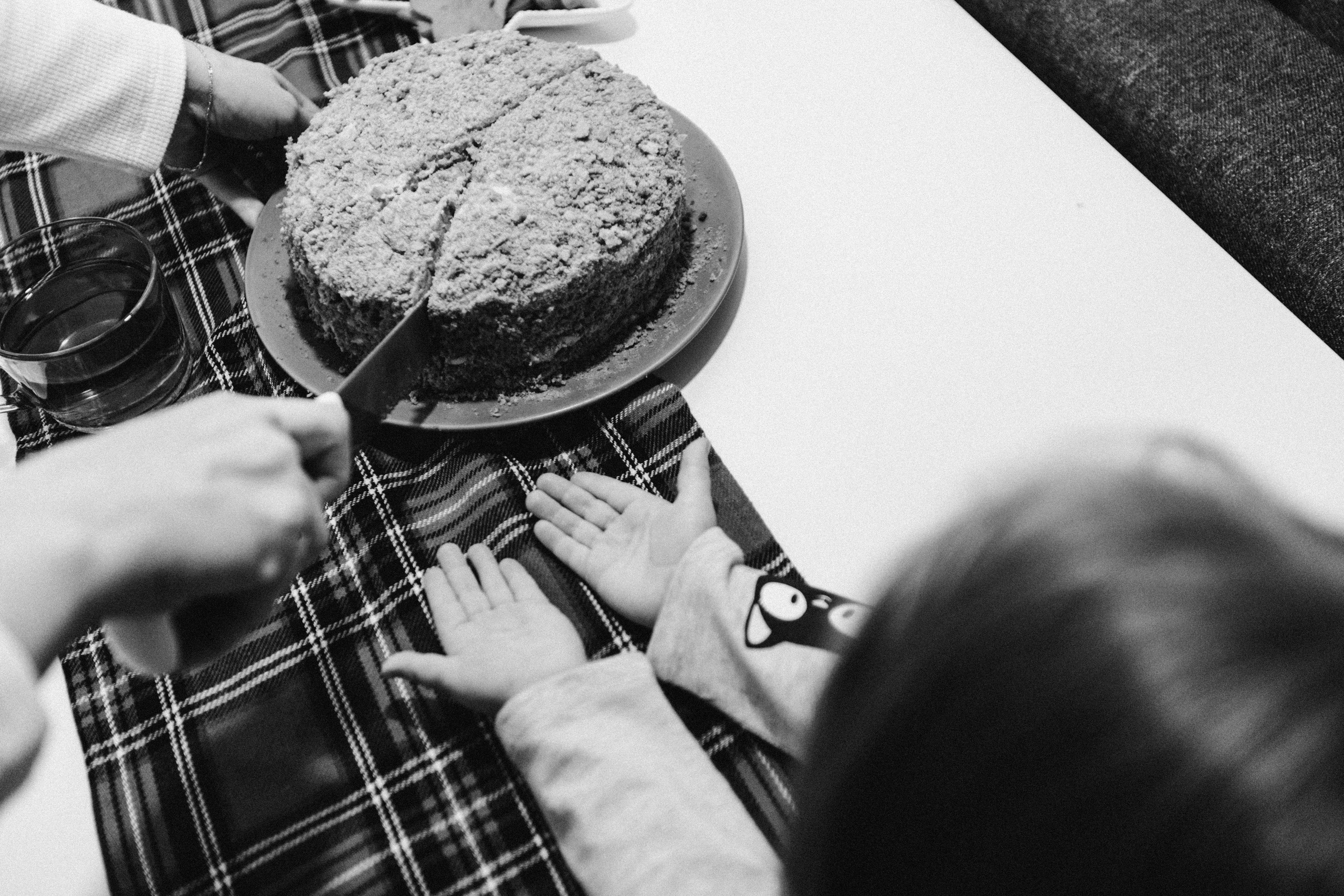 Где-то снежные дремлют метели, В ожидании праздничных чудес. Душевный фотограф Ваших самых ярких событий Марина Погребняк