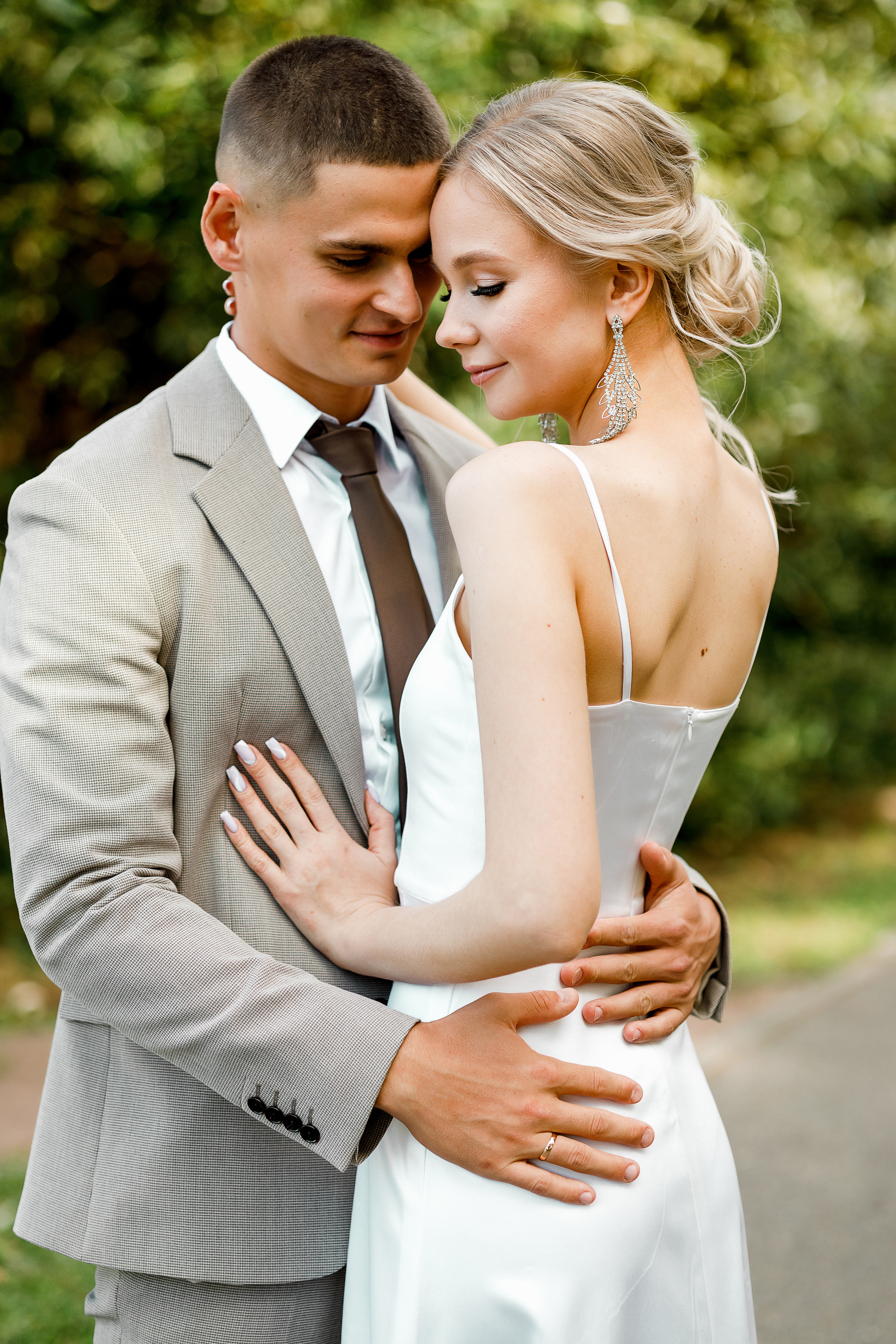 Романтическая фотосессия в самом центре города. Олег Сверчков | Свадебный фотограф Вологда