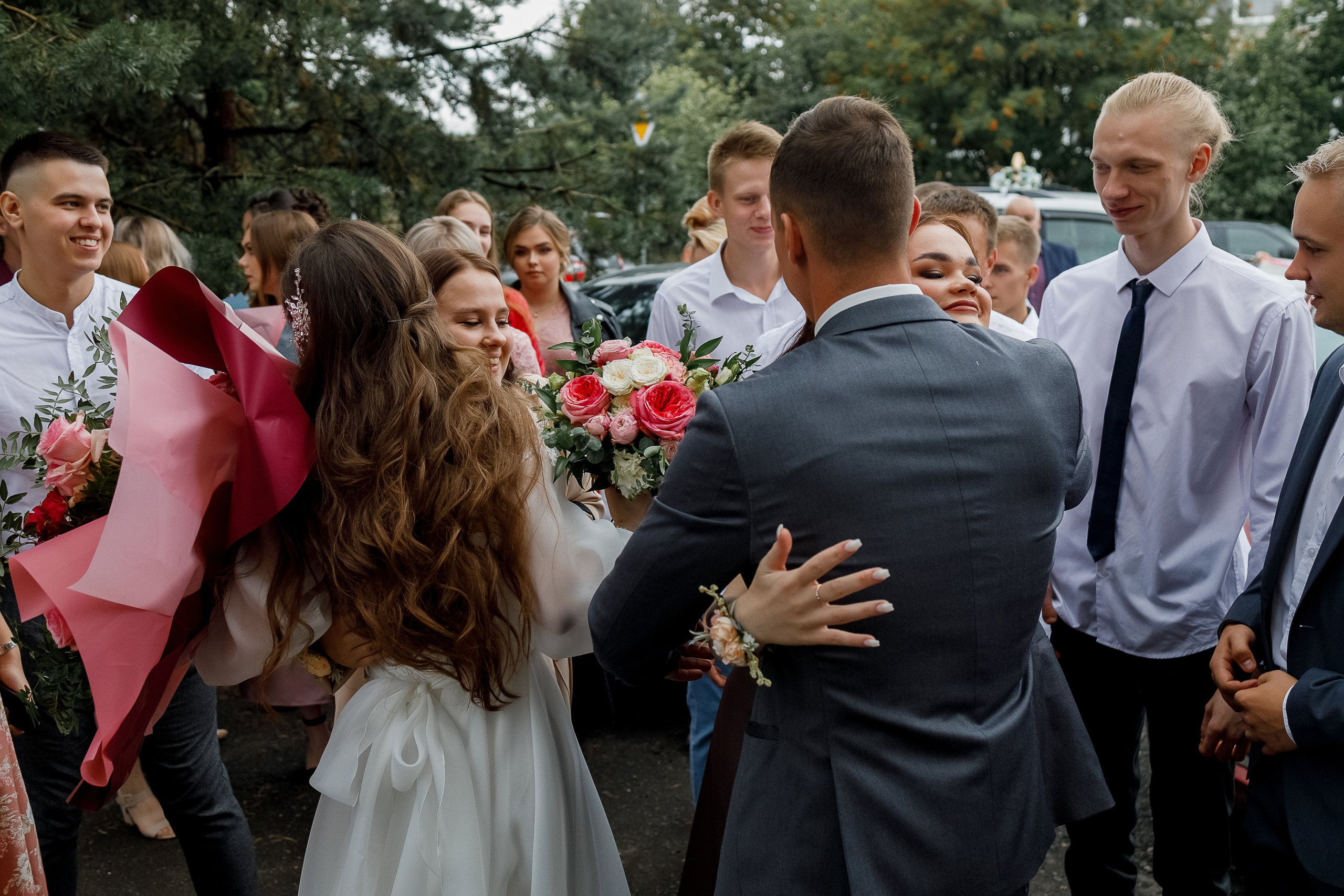 Традиционная свадебная церемония и романтическая фотосессия в парке. Олег Сверчков | Свадебный фотограф Вологда