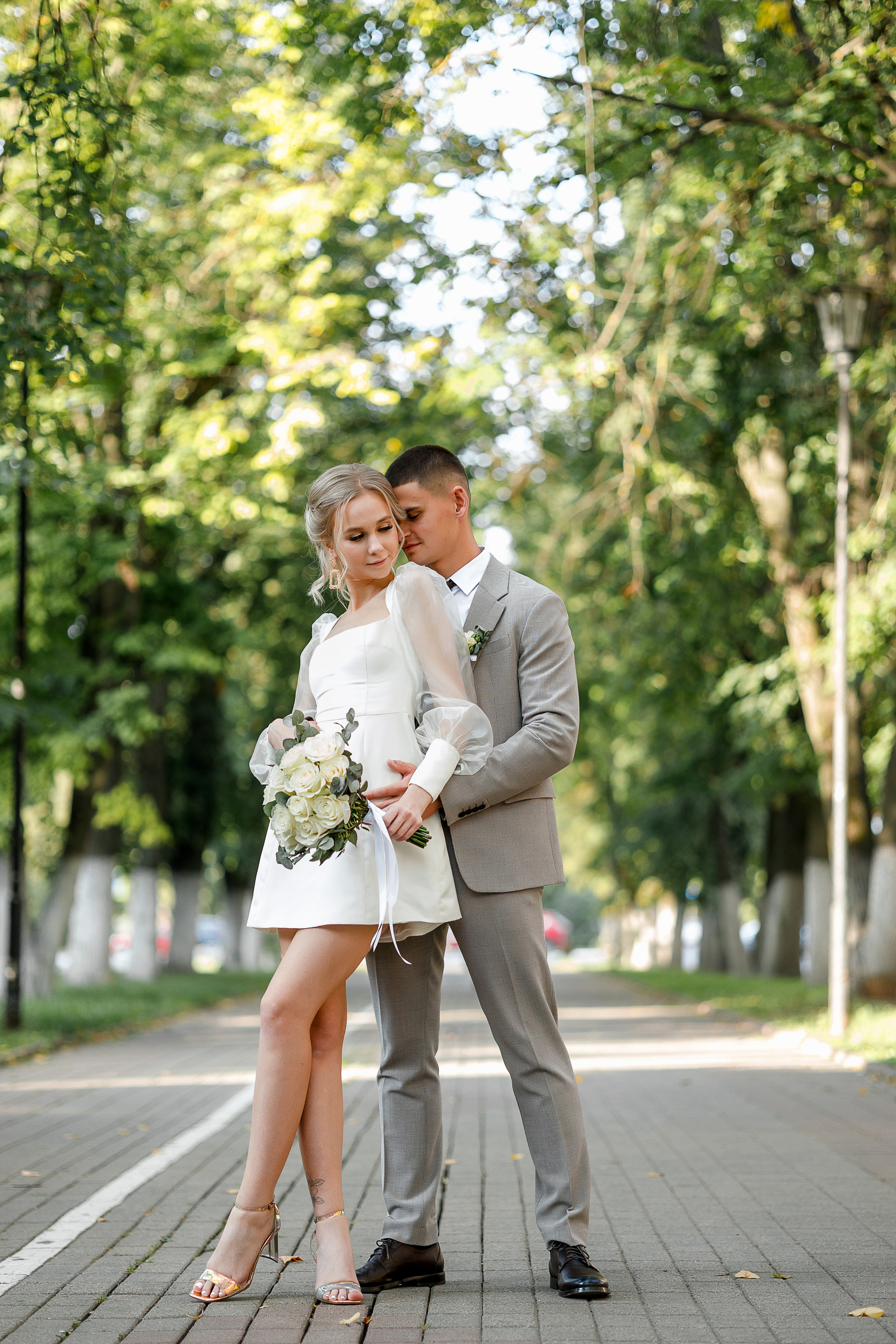 Романтическая фотосессия в самом центре города. Олег Сверчков | Свадебный фотограф Вологда
