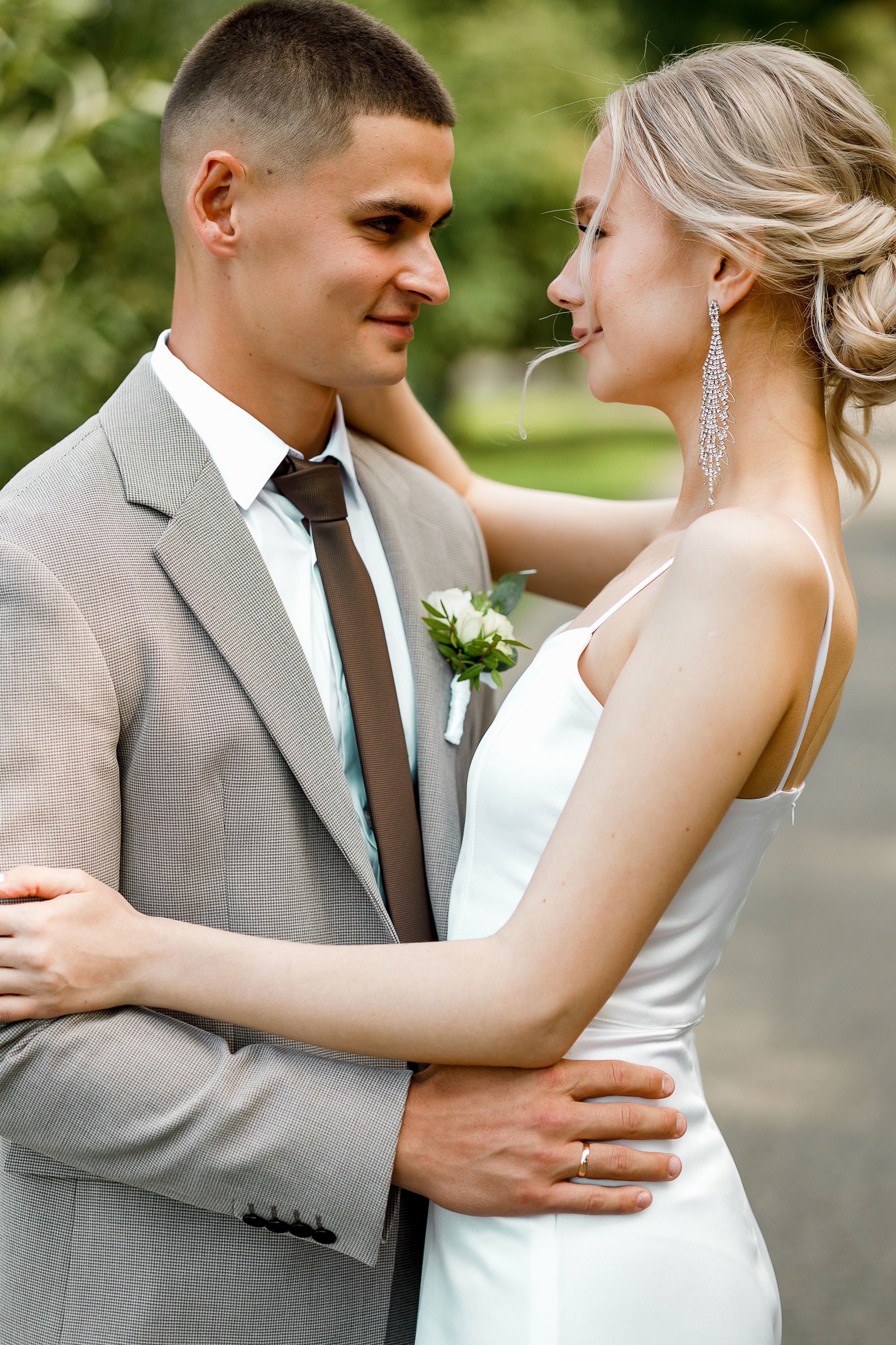 Романтическая фотосессия в самом центре города. Олег Сверчков | Свадебный фотограф Вологда