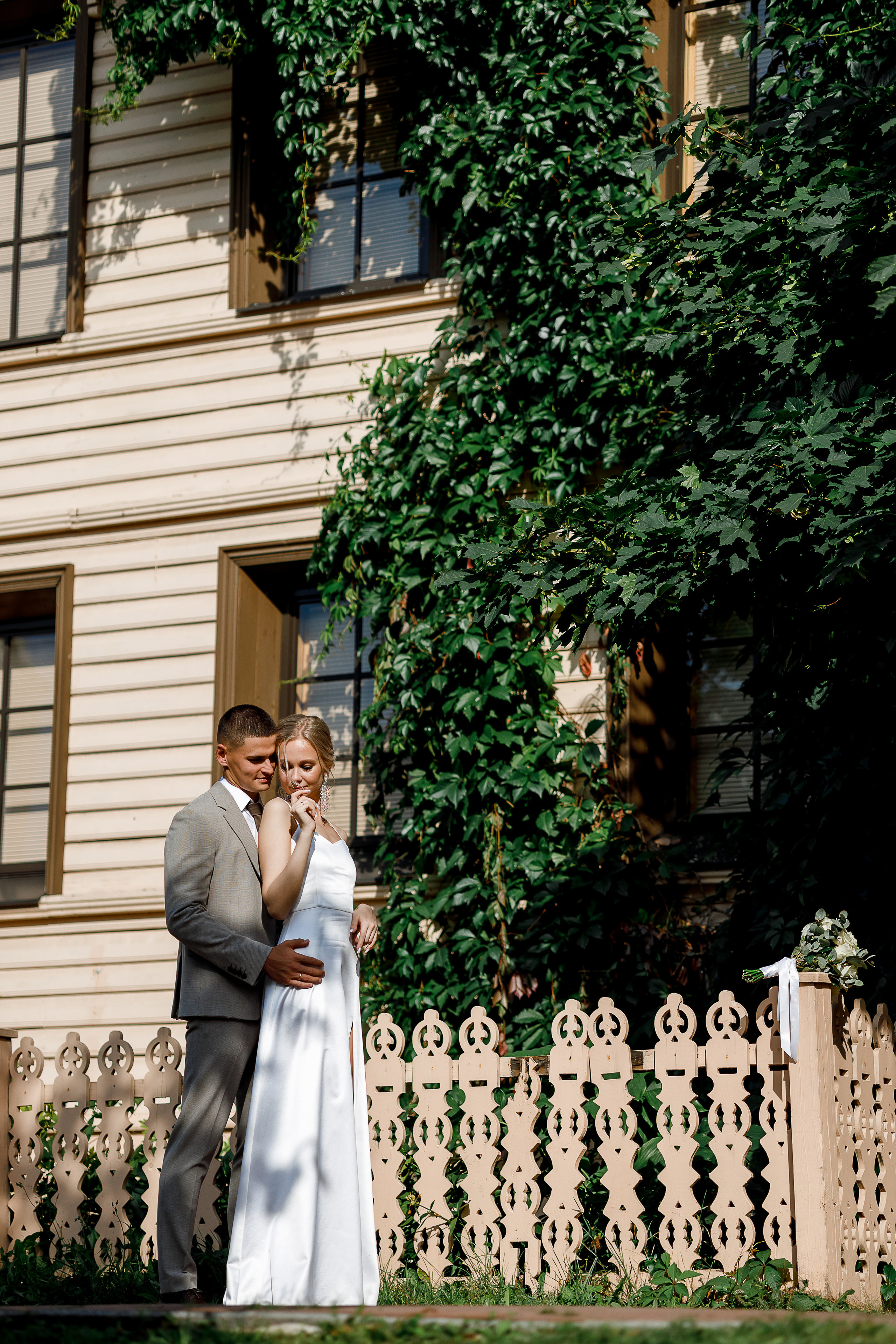 Романтическая фотосессия в самом центре города. Олег Сверчков | Свадебный фотограф Вологда