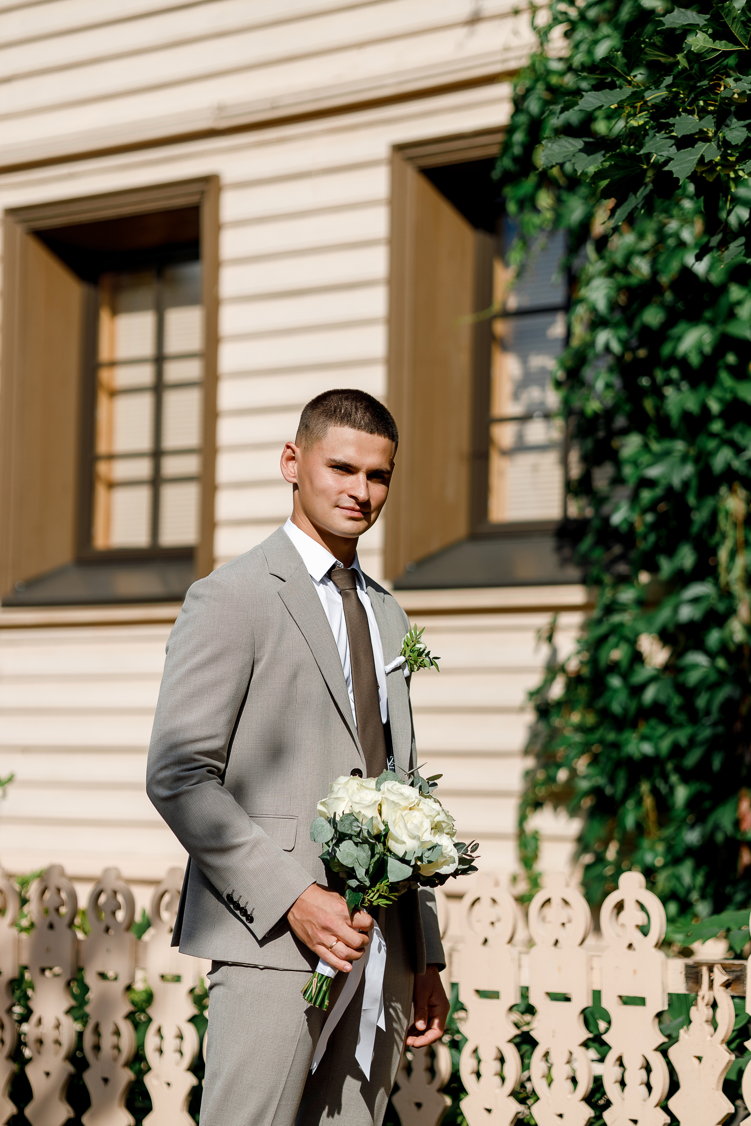 Романтическая фотосессия в самом центре города. Олег Сверчков | Свадебный фотограф Вологда