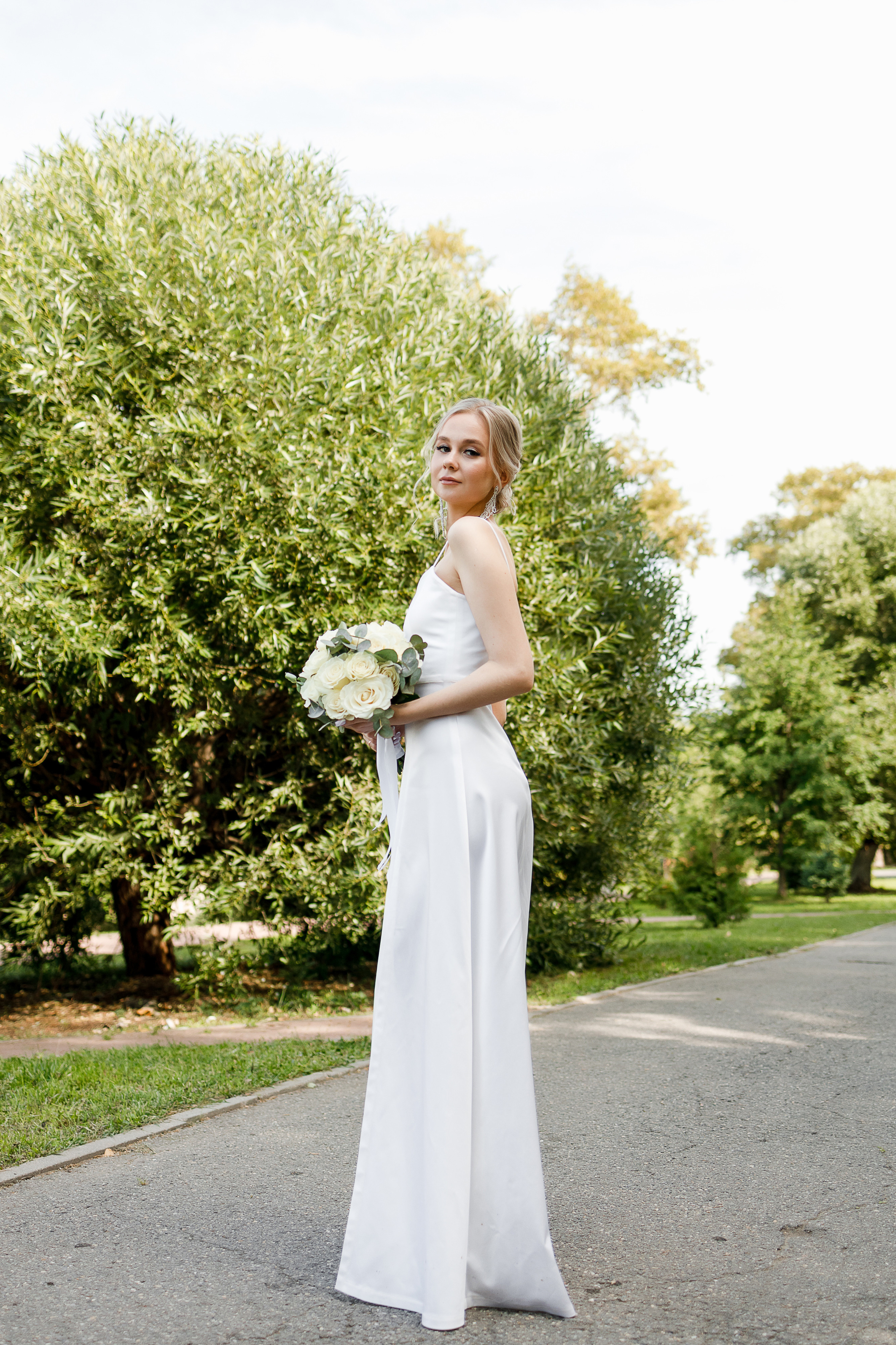 Романтическая фотосессия в самом центре города. Олег Сверчков | Свадебный фотограф Вологда