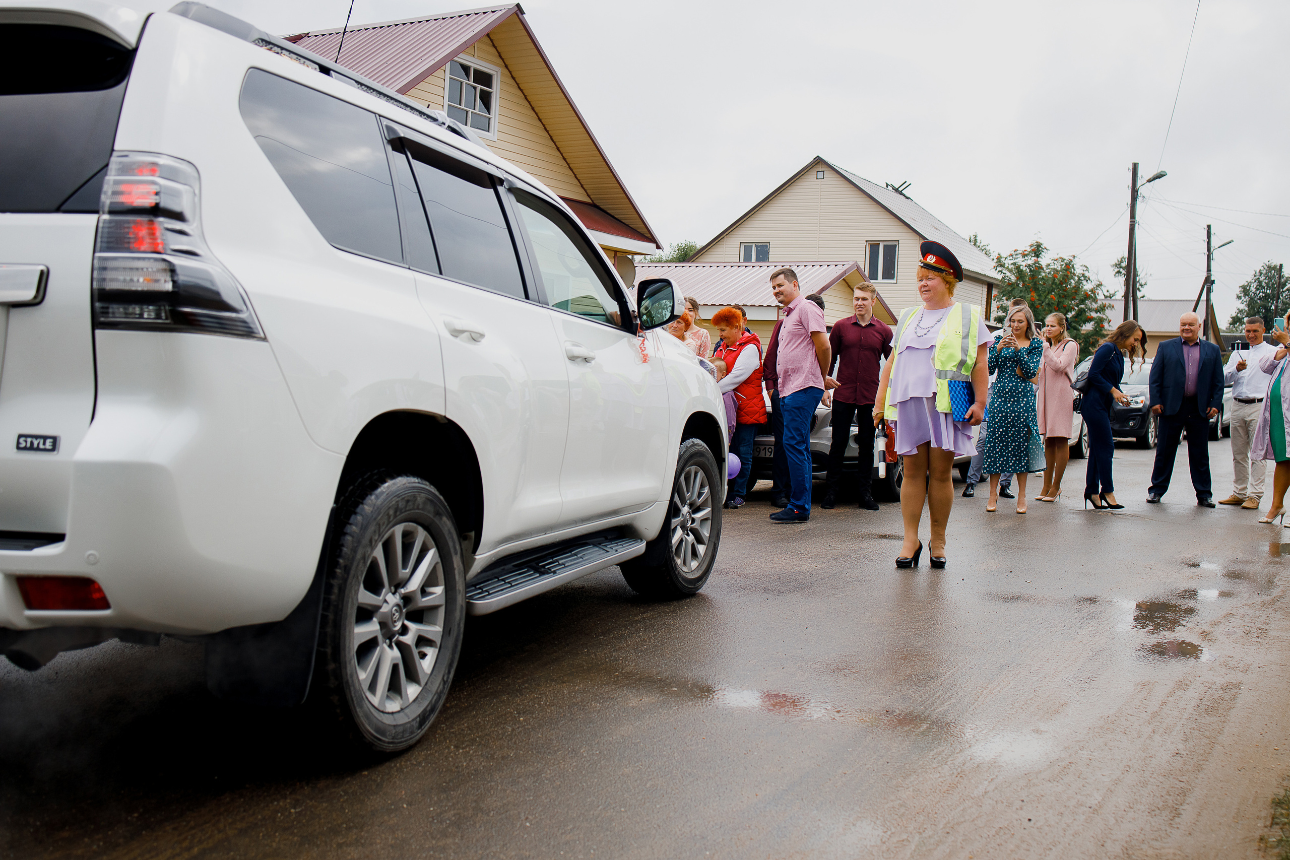 Традиционная свадебная церемония и романтическая фотосессия в парке. Олег Сверчков | Свадебный фотограф Вологда