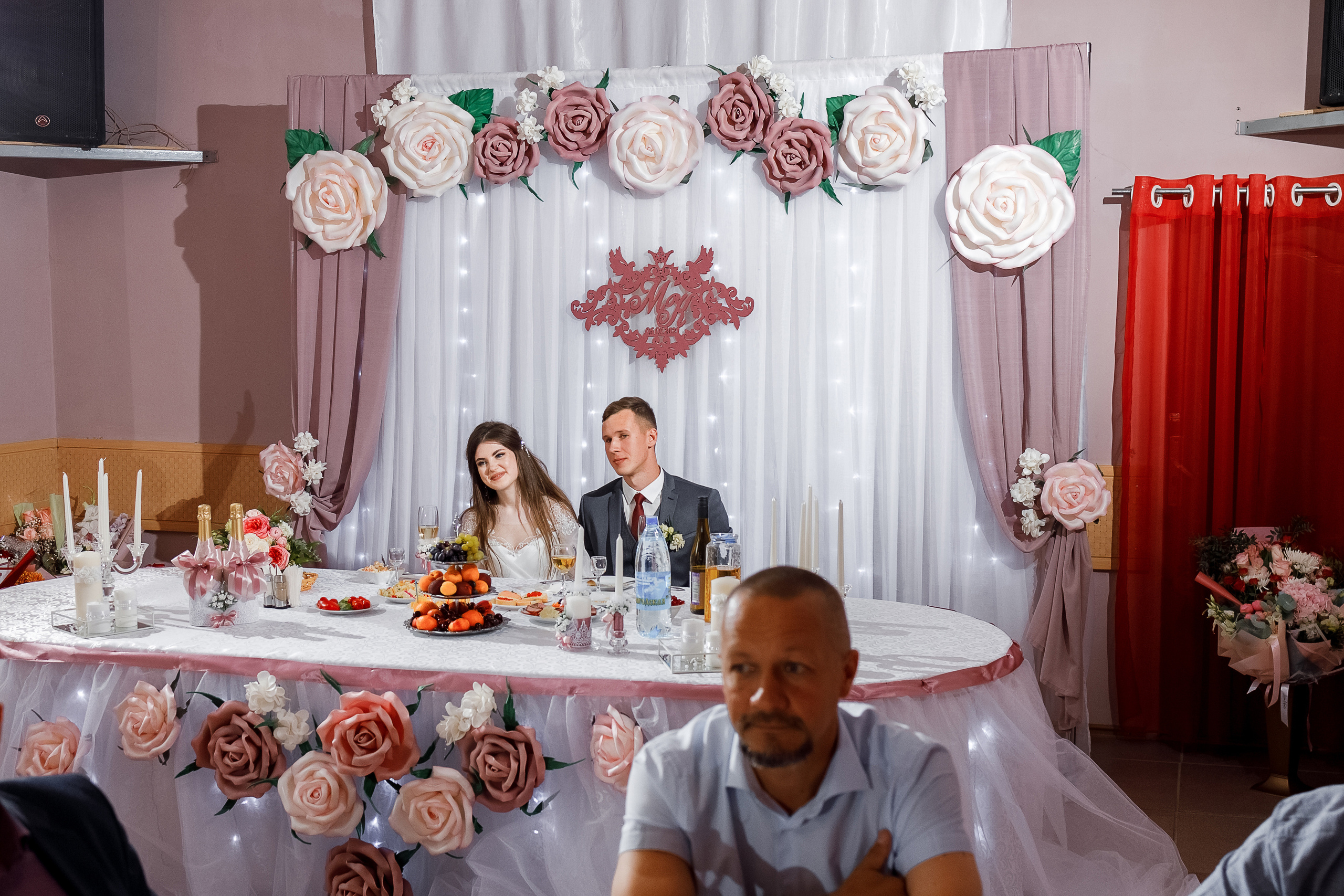 Традиционная свадебная церемония и романтическая фотосессия в парке. Олег Сверчков | Свадебный фотограф Вологда