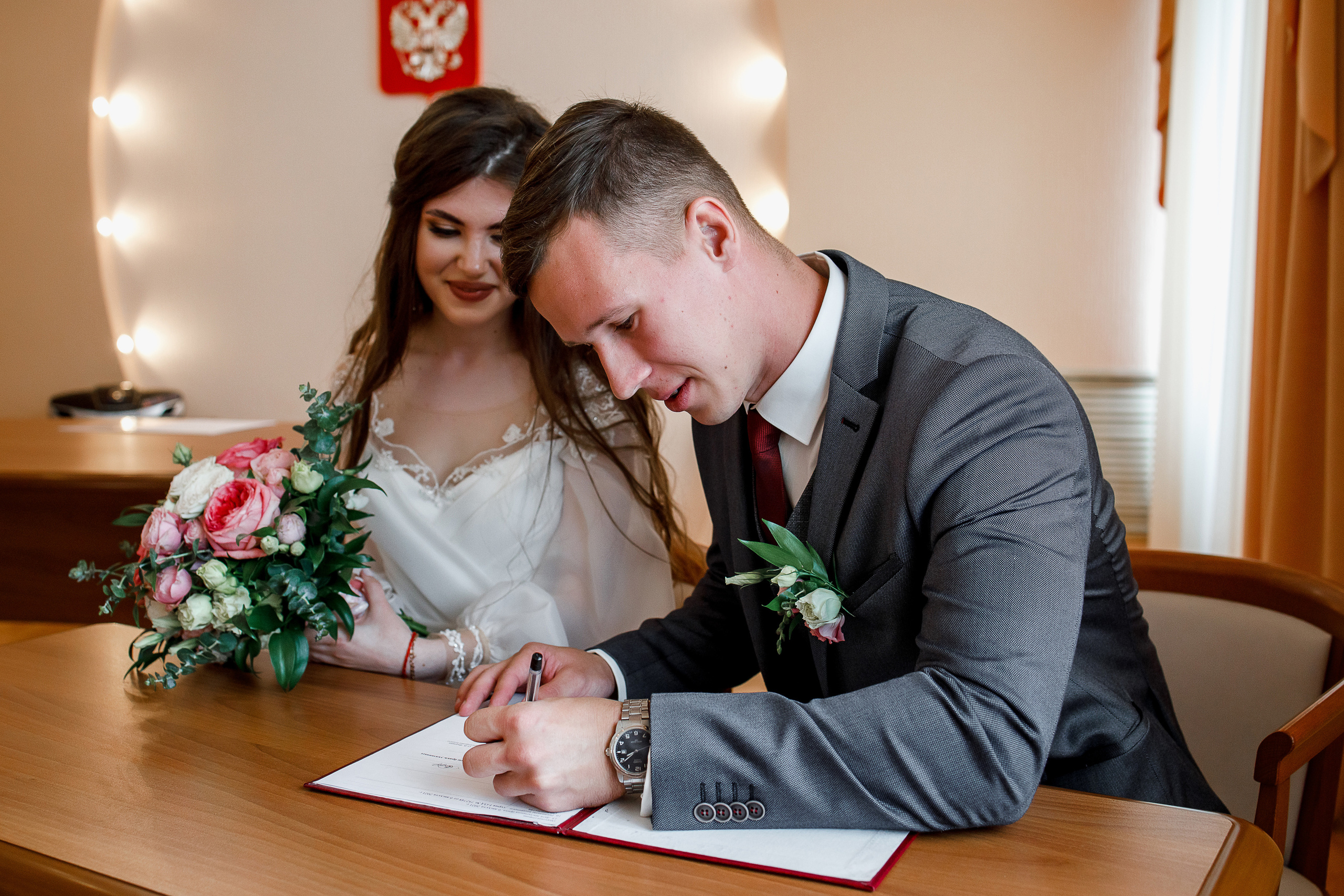 Традиционная свадебная церемония и романтическая фотосессия в парке. Олег Сверчков | Свадебный фотограф Вологда