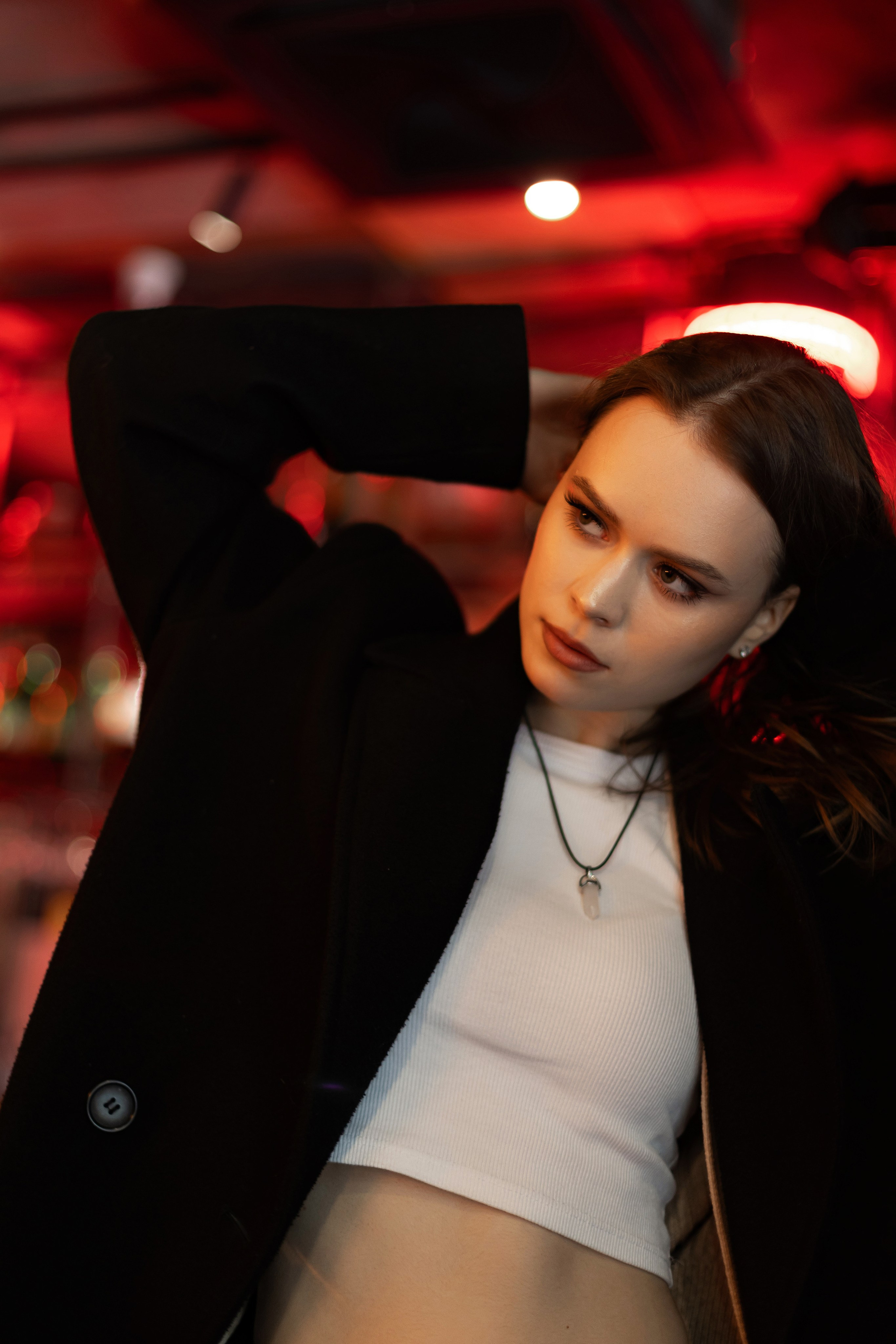 Фотосъемка девушки в пространстве Seno. Свадебный и портретный фотограф в Санкт-Петербурге Надежда Чечулина