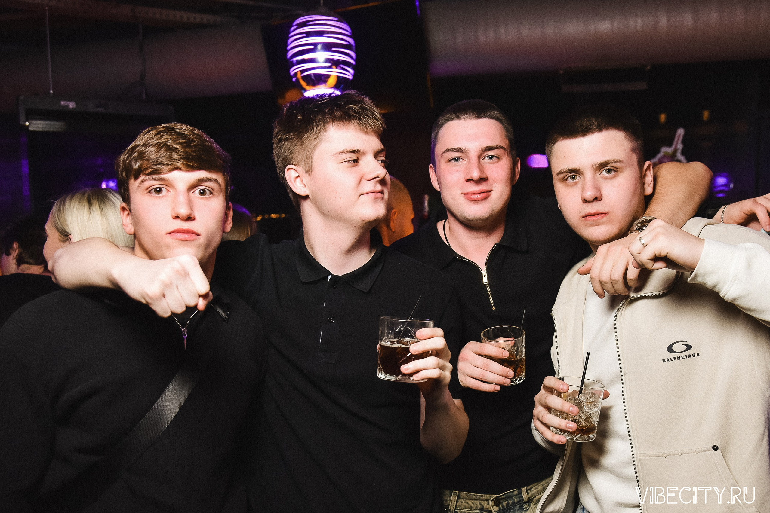 DOUBLE U. VIBECITY.RU Вайб Сити Ру Фоторепортажи Фотоотчеты Калининград