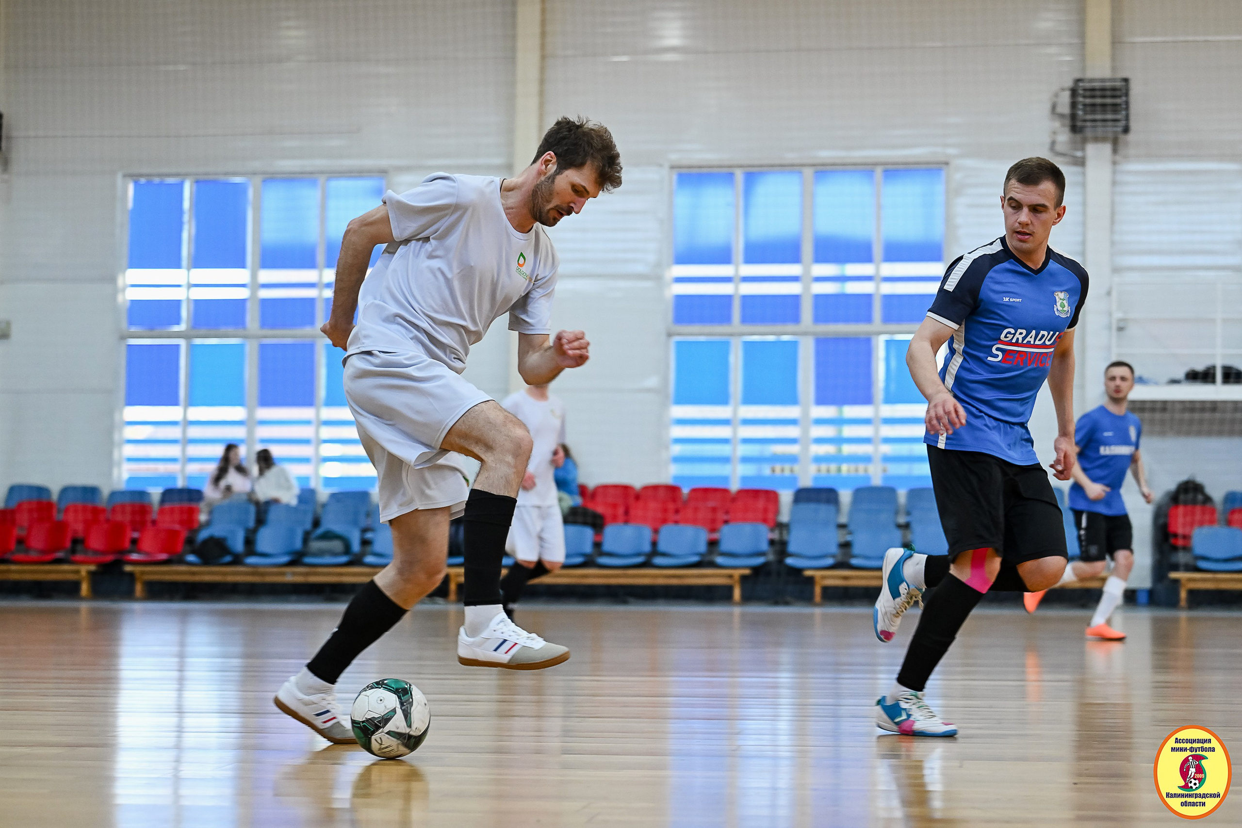 Корпоративная Бизнес Лига по футзалу — Весна 2026. VIBECITY.RU Вайб Сити Ру Фоторепортажи Фотоотчеты Калининград