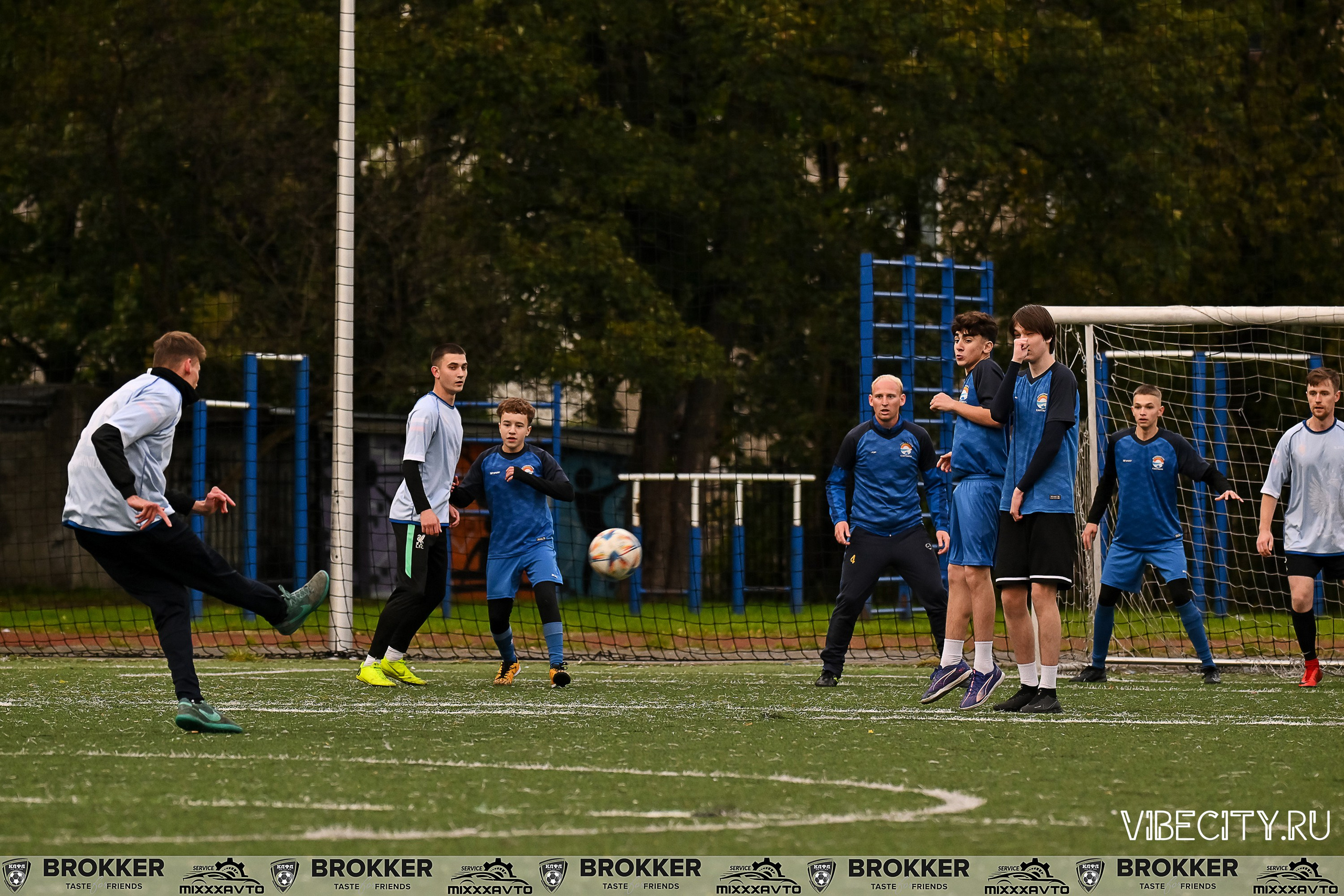 Калининградская Любительская Футбольная Лига. VIBECITY.RU Вайб Сити Ру Фоторепортажи Фотоотчеты Калининград