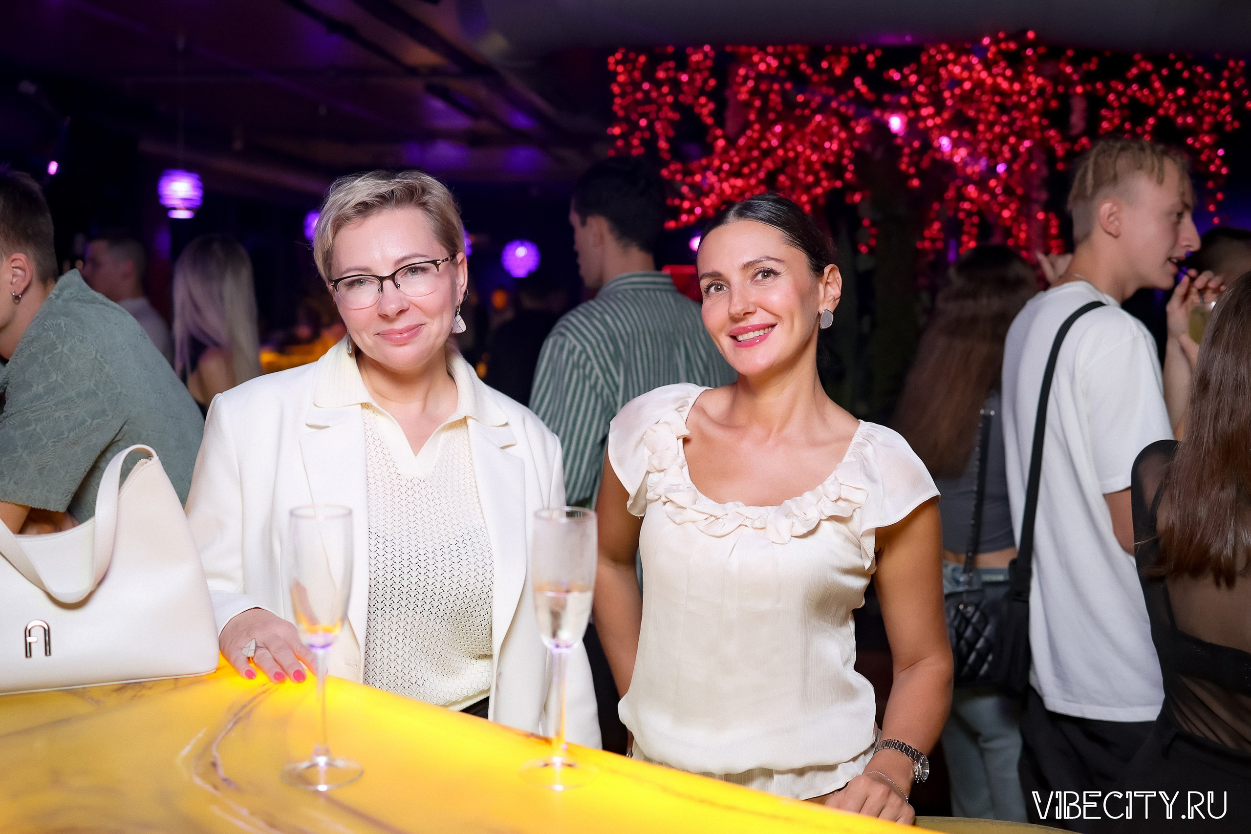 DOUBLE U. VIBECITY.RU Вайб Сити Ру Фоторепортажи Фотоотчеты Калининград