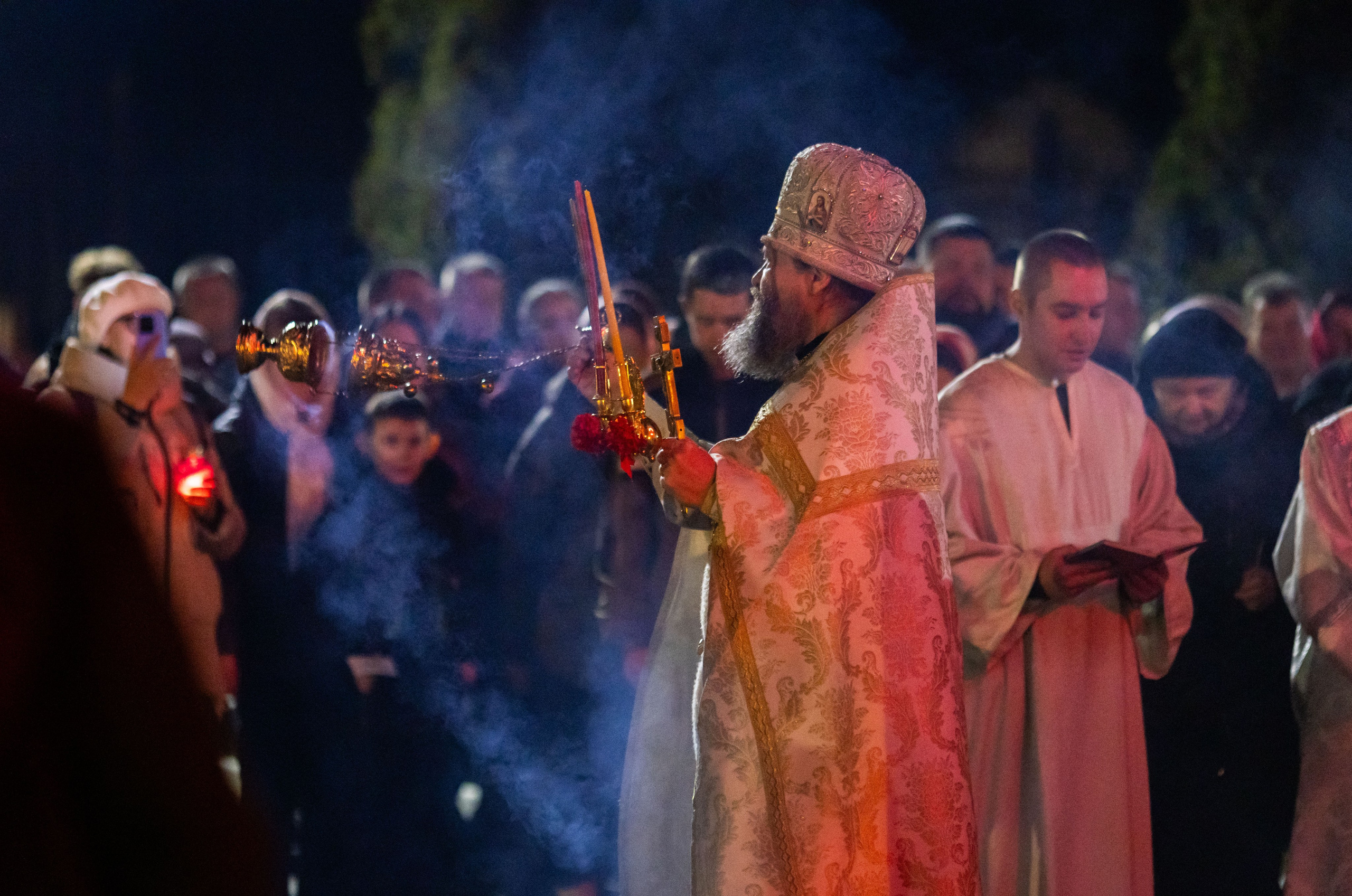 Пасха Воскресенский храм с Ашитково. Семейный и детский фотограф Анна Петракова