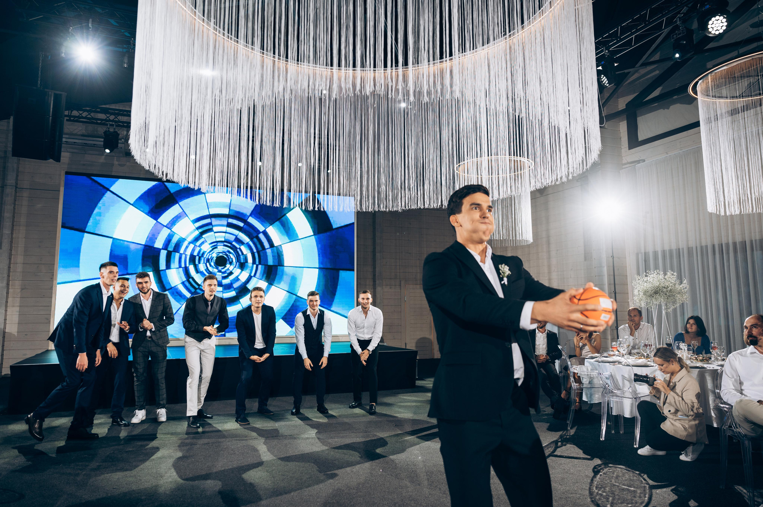 ОДНА СВАДЬБА ПОЛНОСТЬЮ. Свадебный организатор в Ростове-на-Дону Яснов Роман