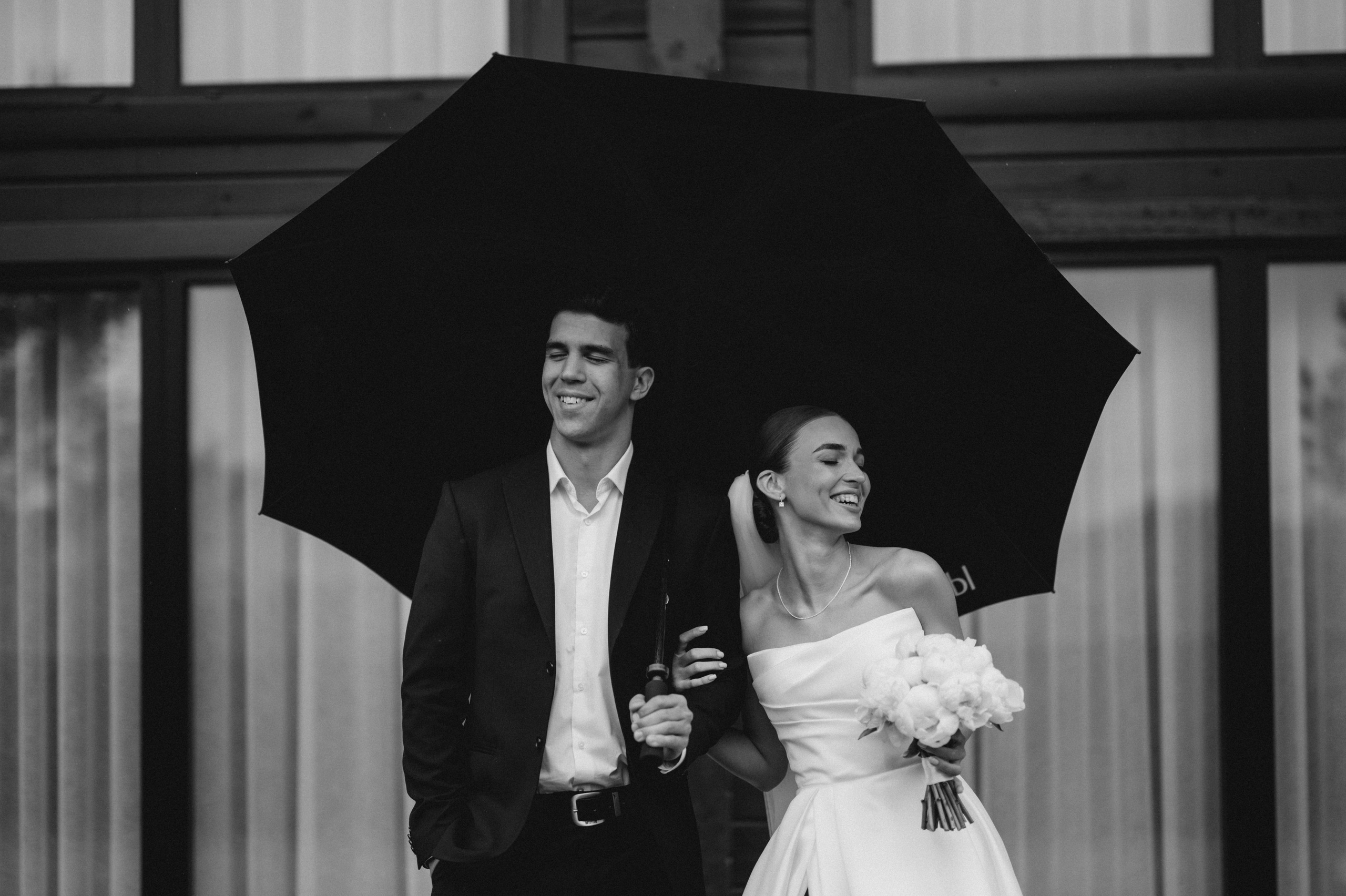 ОДНА СВАДЬБА ПОЛНОСТЬЮ. Свадебный организатор в Ростове-на-Дону Яснов Роман