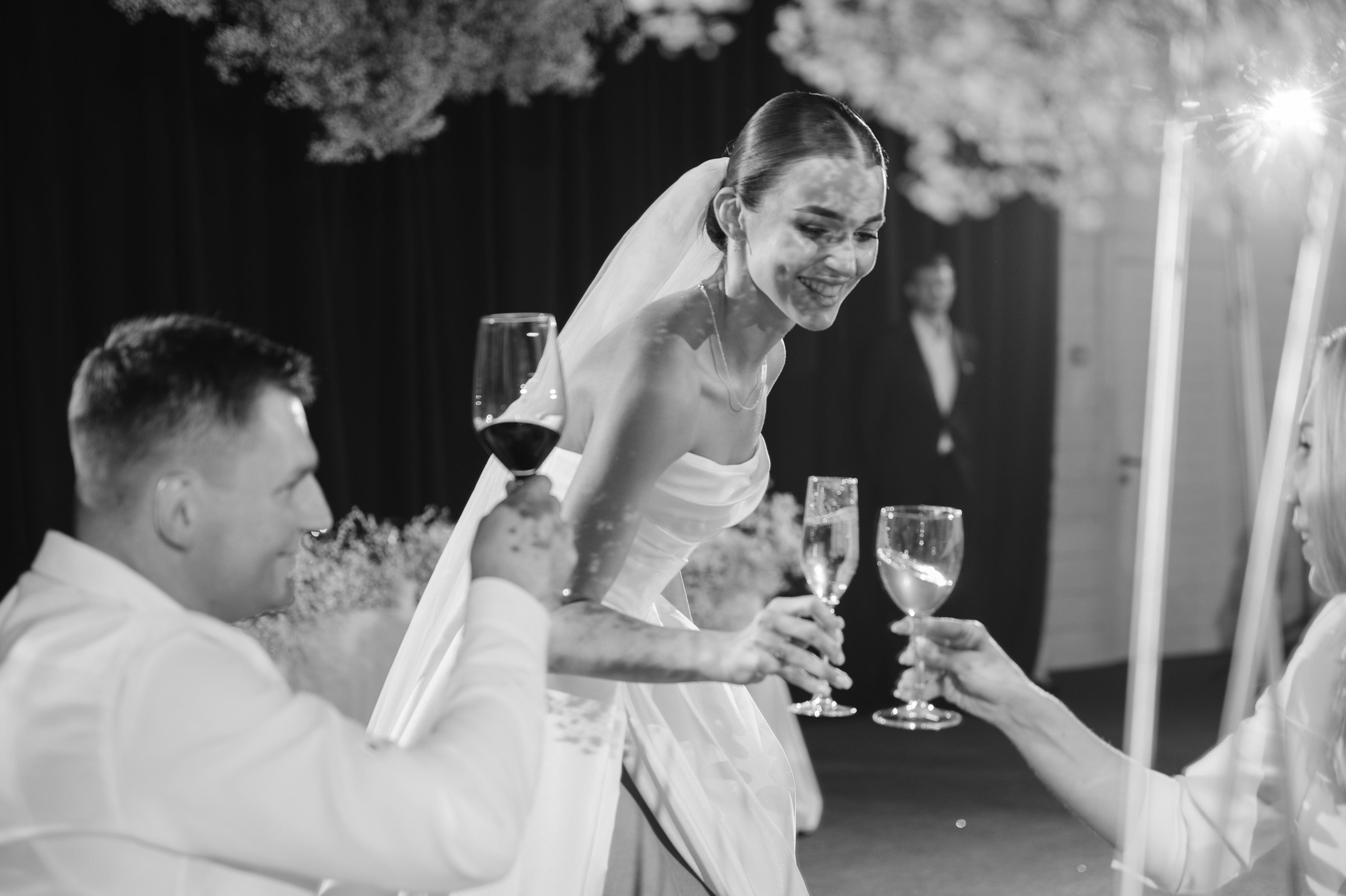 ОДНА СВАДЬБА ПОЛНОСТЬЮ. Свадебный организатор в Ростове-на-Дону Яснов Роман