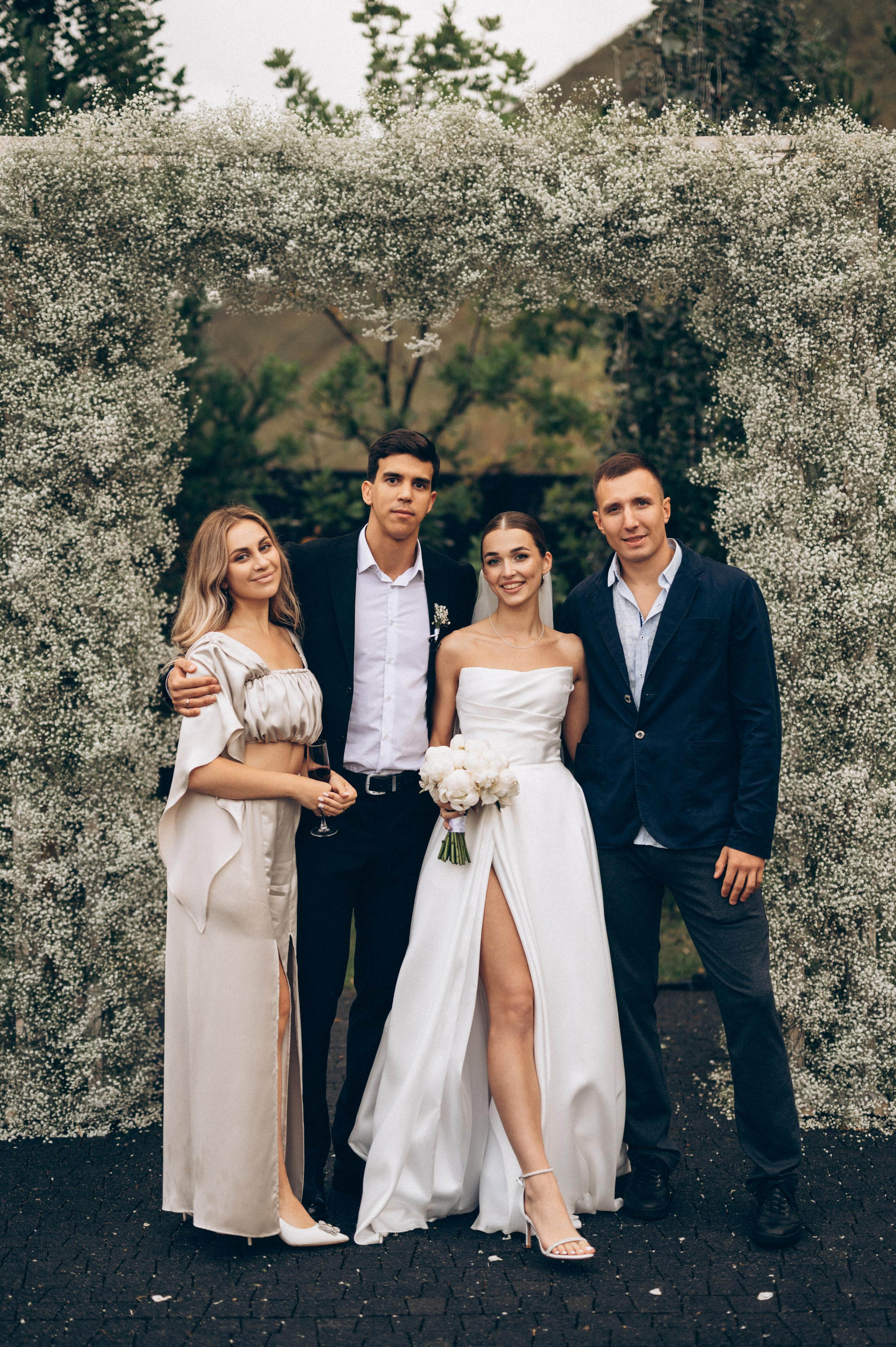 ОДНА СВАДЬБА ПОЛНОСТЬЮ. Свадебный организатор в Ростове-на-Дону Яснов Роман