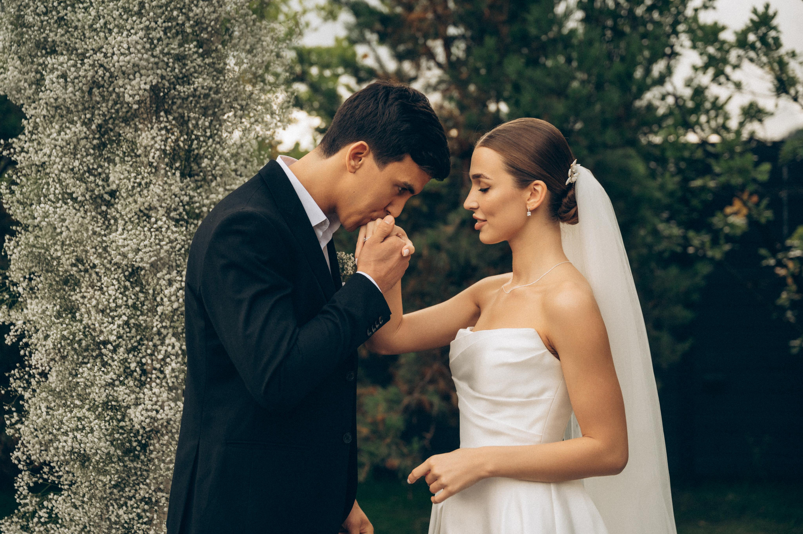 ОДНА СВАДЬБА ПОЛНОСТЬЮ. Свадебный организатор в Ростове-на-Дону Яснов Роман