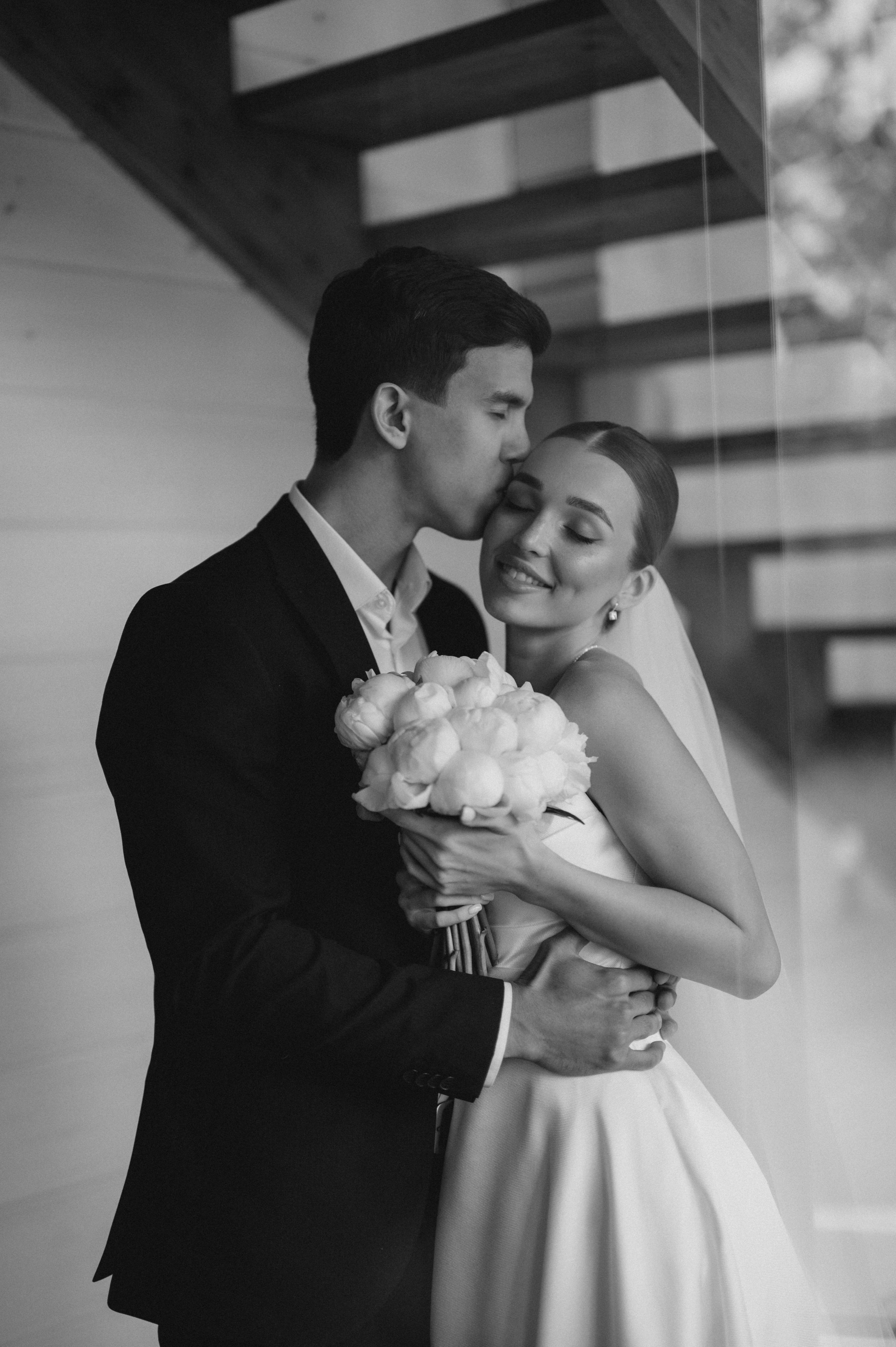 ОДНА СВАДЬБА ПОЛНОСТЬЮ. Свадебный организатор в Ростове-на-Дону Яснов Роман