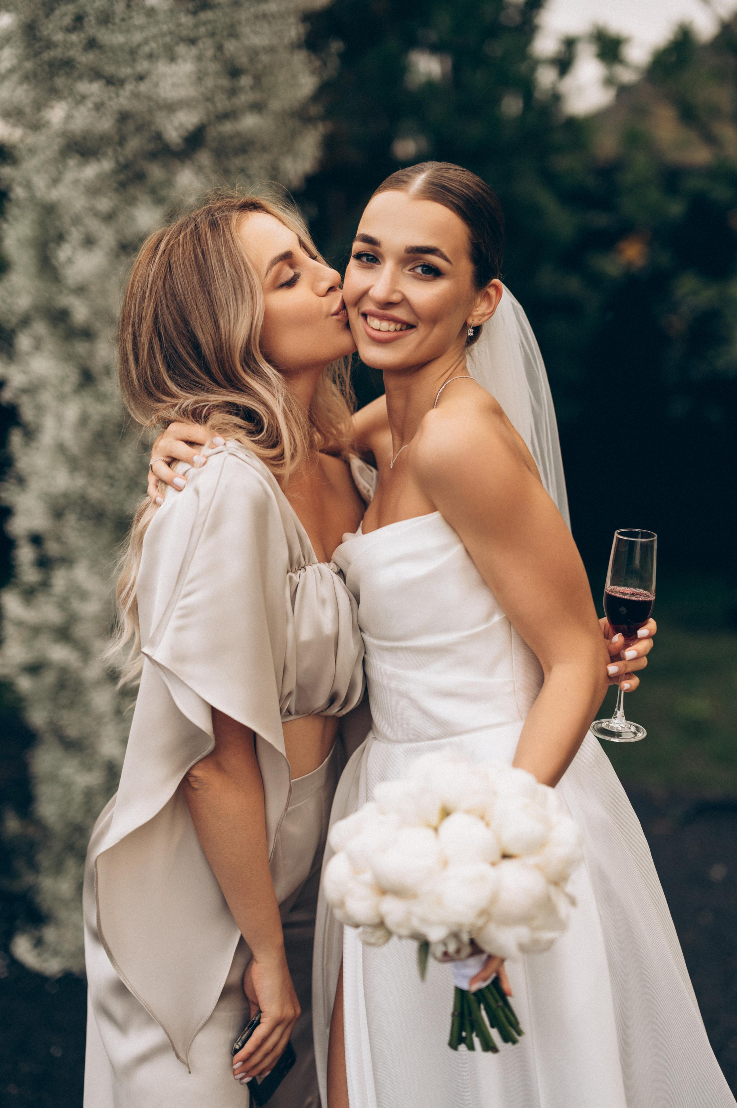 ОДНА СВАДЬБА ПОЛНОСТЬЮ. Свадебный организатор в Ростове-на-Дону Яснов Роман